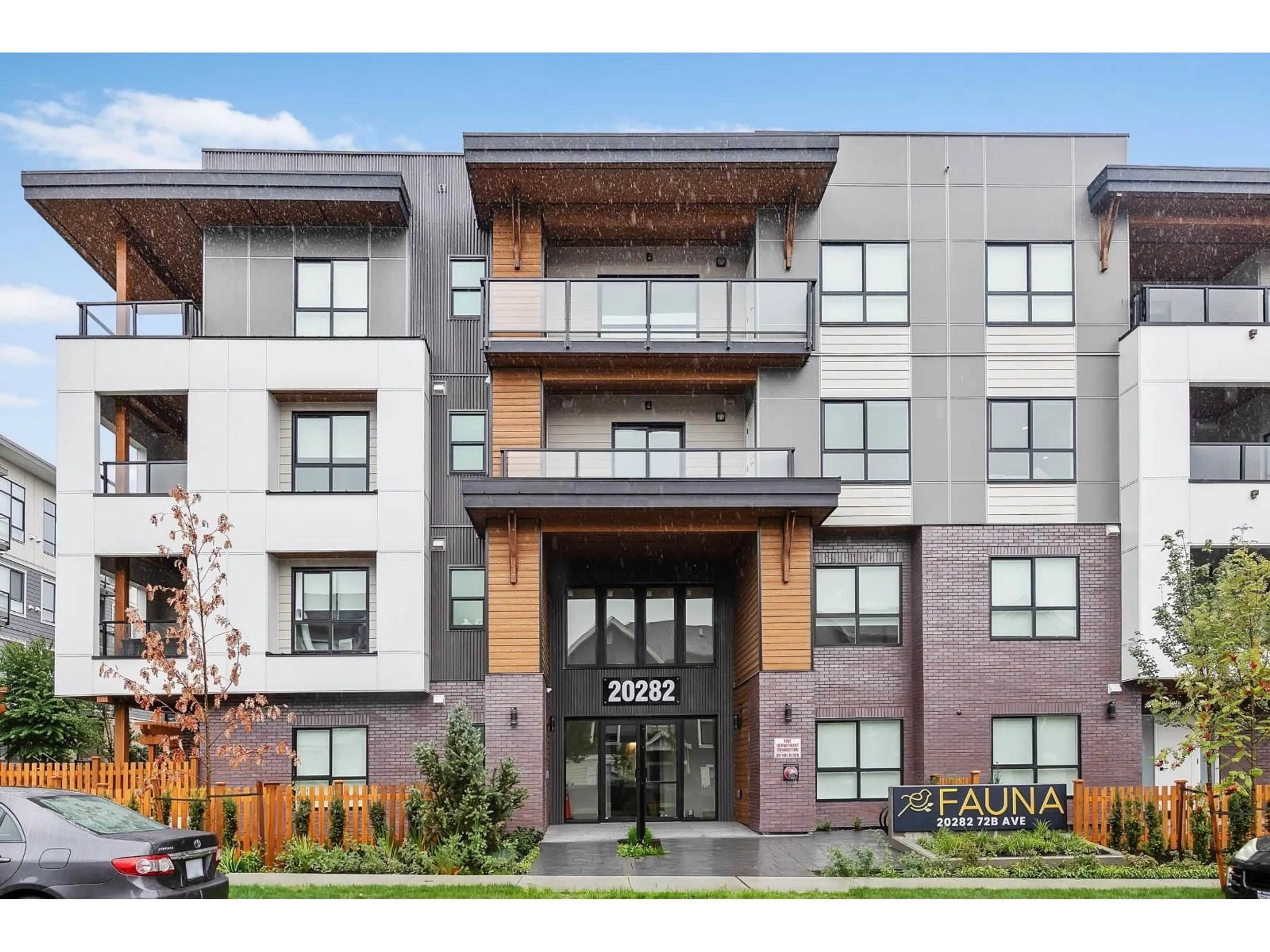 Unknown for 114 - 20282 72B AVENUE, Langley British Columbia V2Y1T9