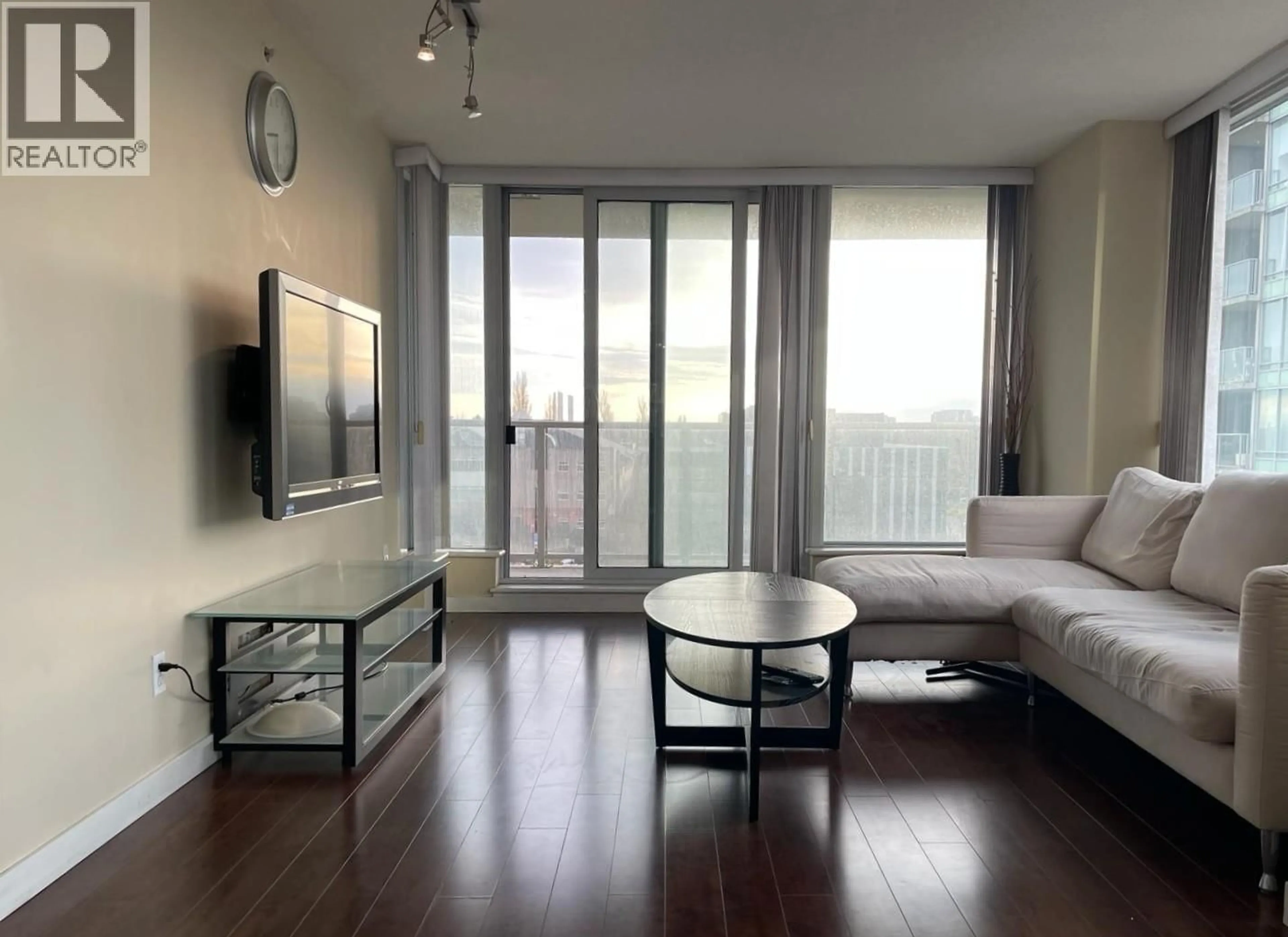 Living room with furniture, wood/laminate floor for 908 - 5068 KWANTLEN STREET, Richmond British Columbia V6X4K4