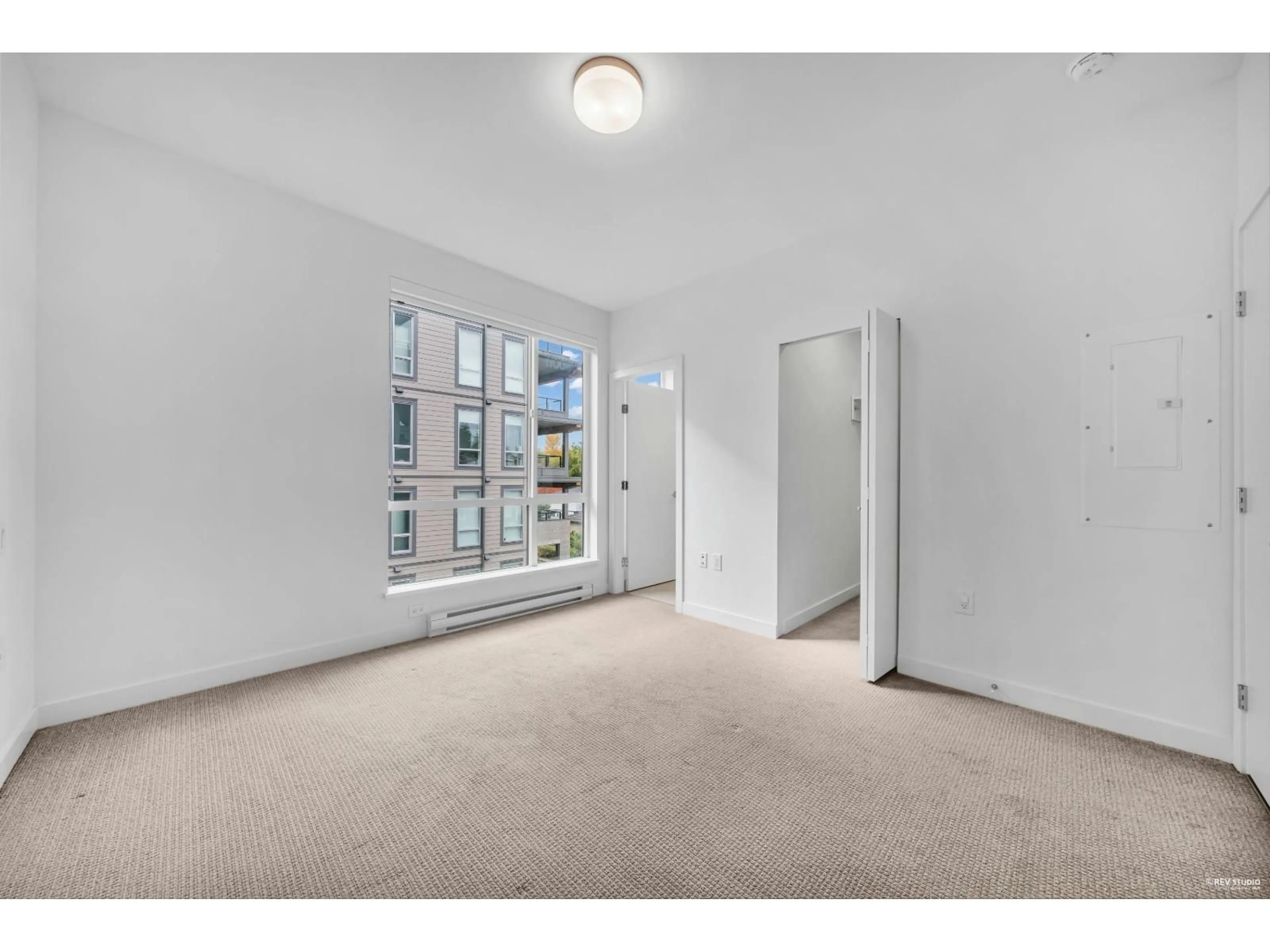 A pic of a room for 812 - 13750 100 AVENUE, Surrey British Columbia V3T0L3