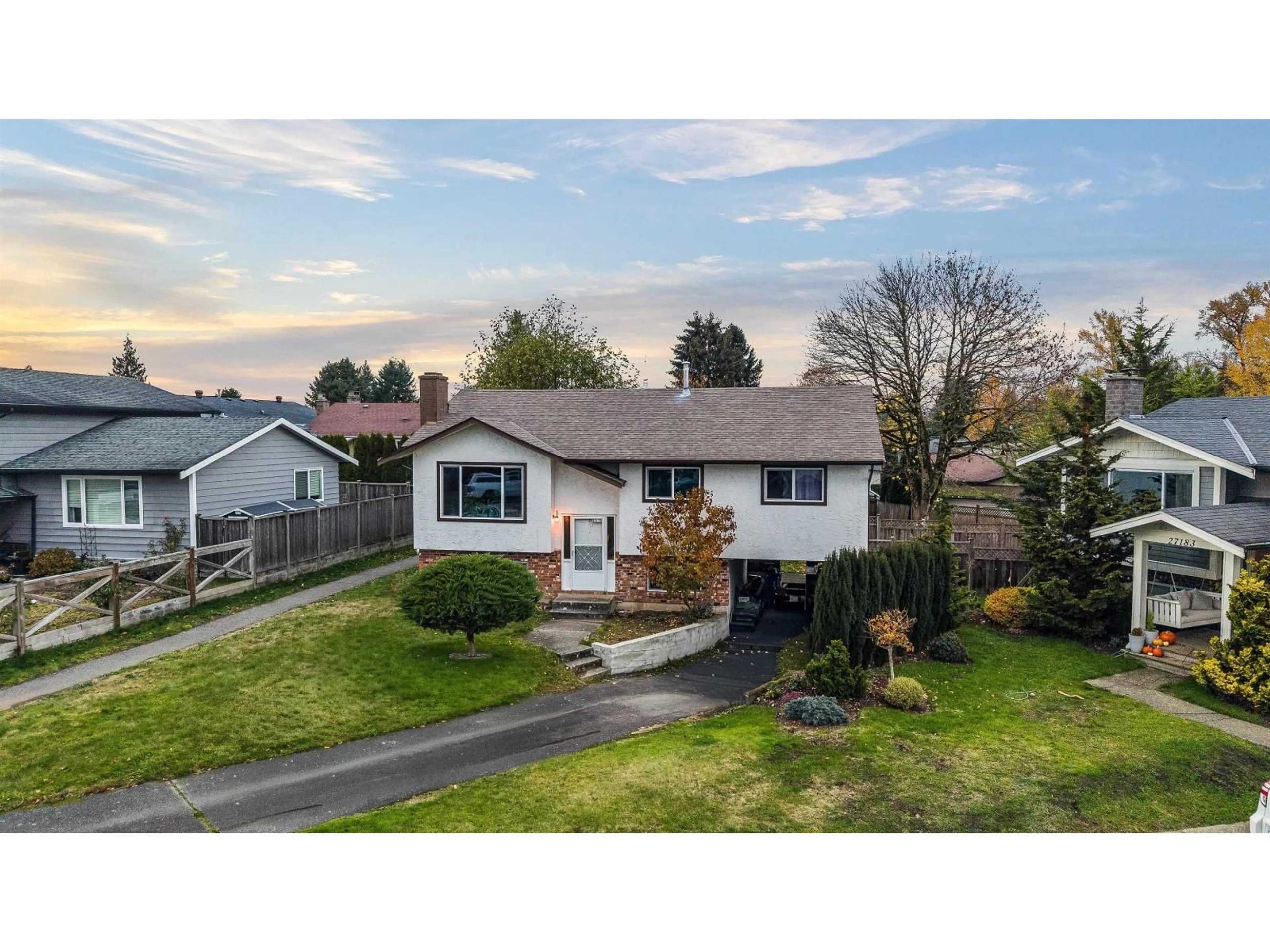 A pic from outside/outdoor area/front of a property/back of a property/a pic from drone, street for 27177 33A AVENUE, Langley British Columbia V4W3H5