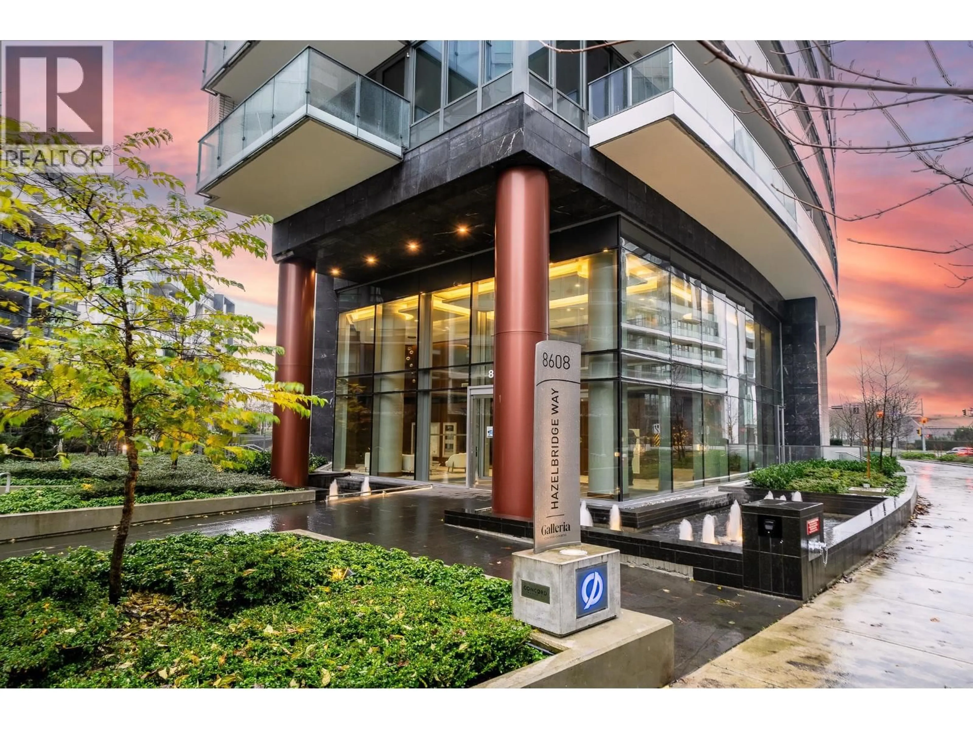 Indoor foyer for 582 - 8608 HAZELBRIDGE WAY, Richmond British Columbia V6X0W2