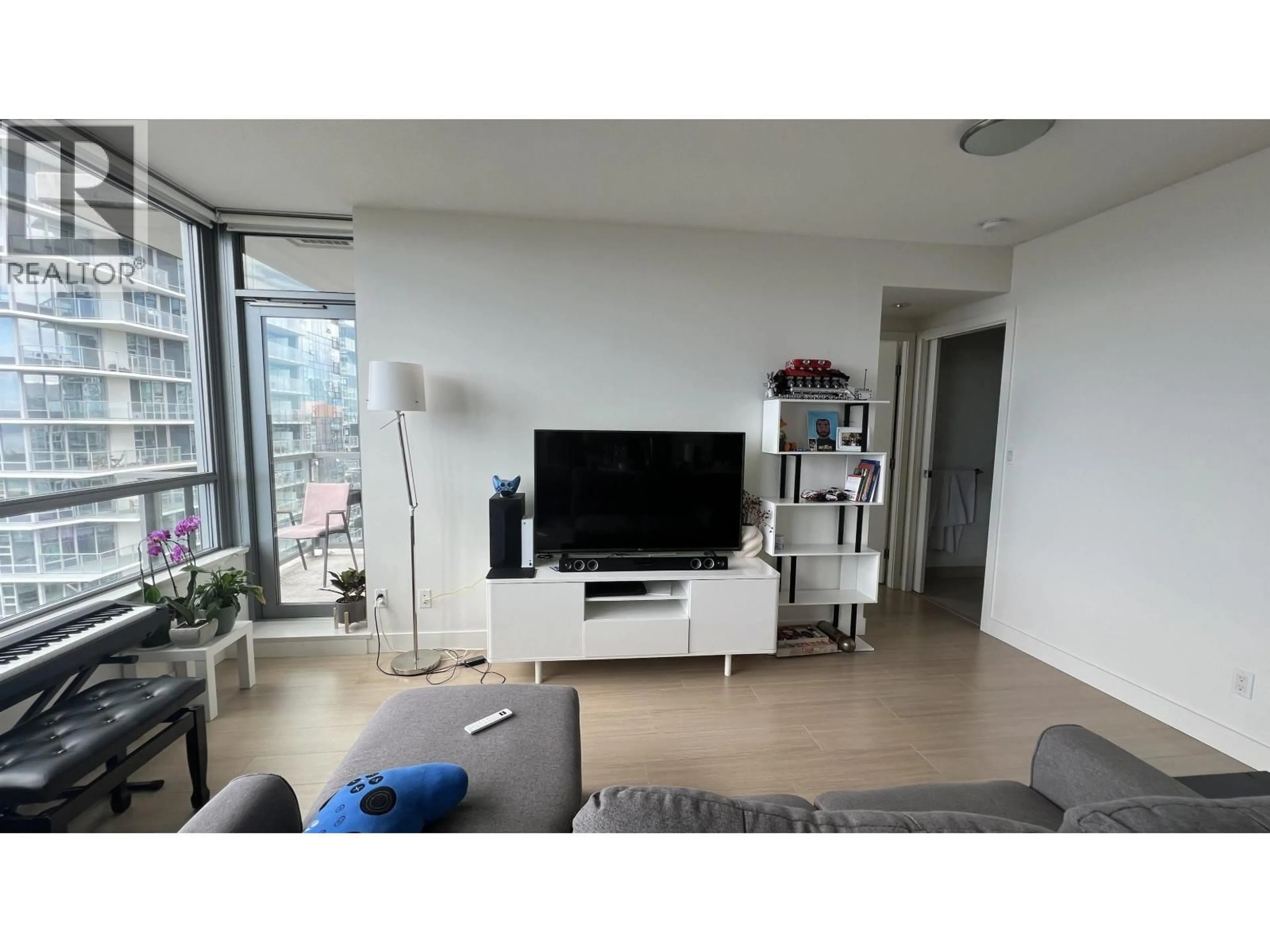 Living room with furniture, unknown for 2702 - 1308 HORNBY STREET, Vancouver British Columbia V6Z0C5