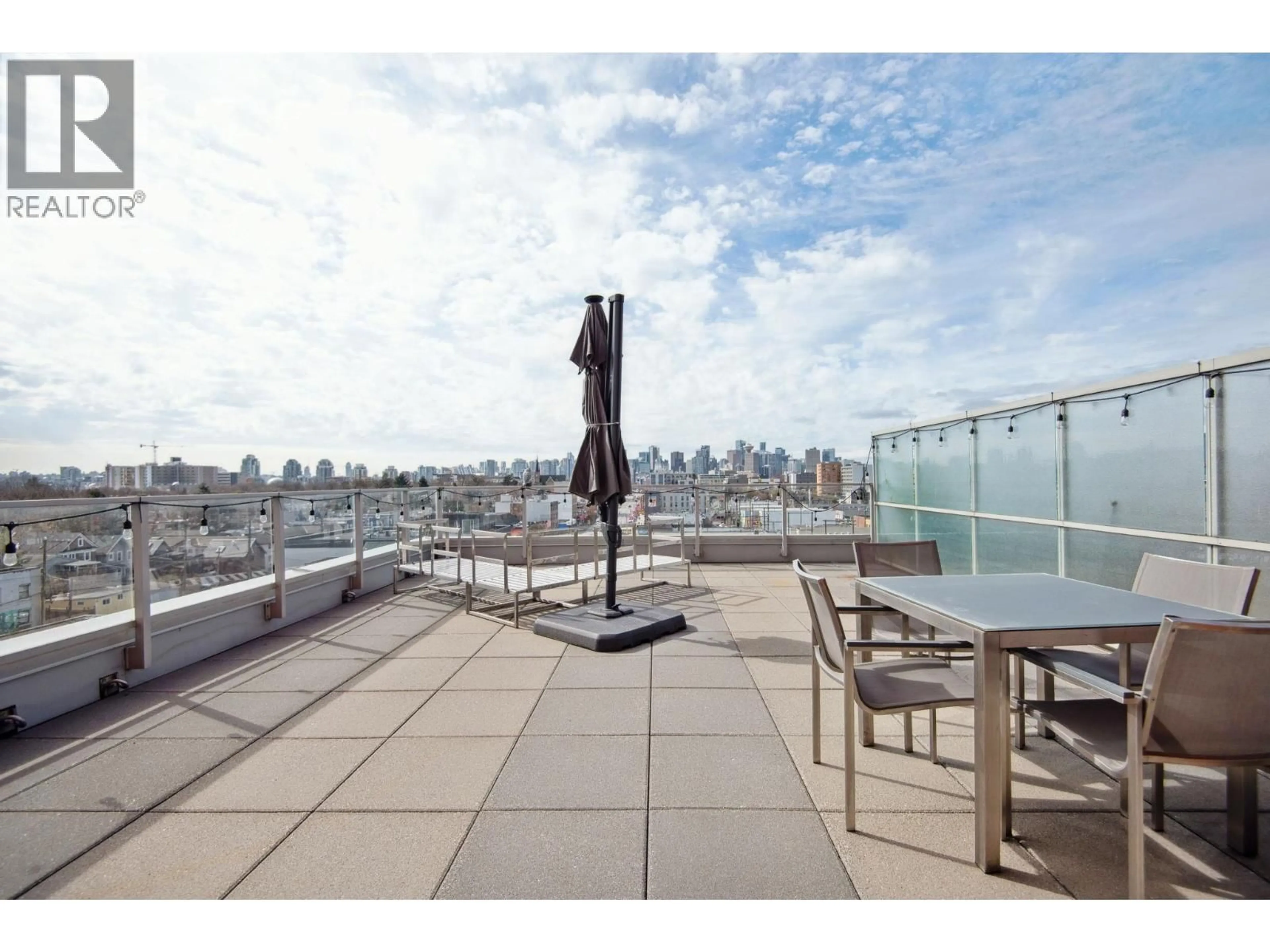 Patio, unknown for 808 - 933 HASTINGS STREET, Vancouver British Columbia V6A0G6