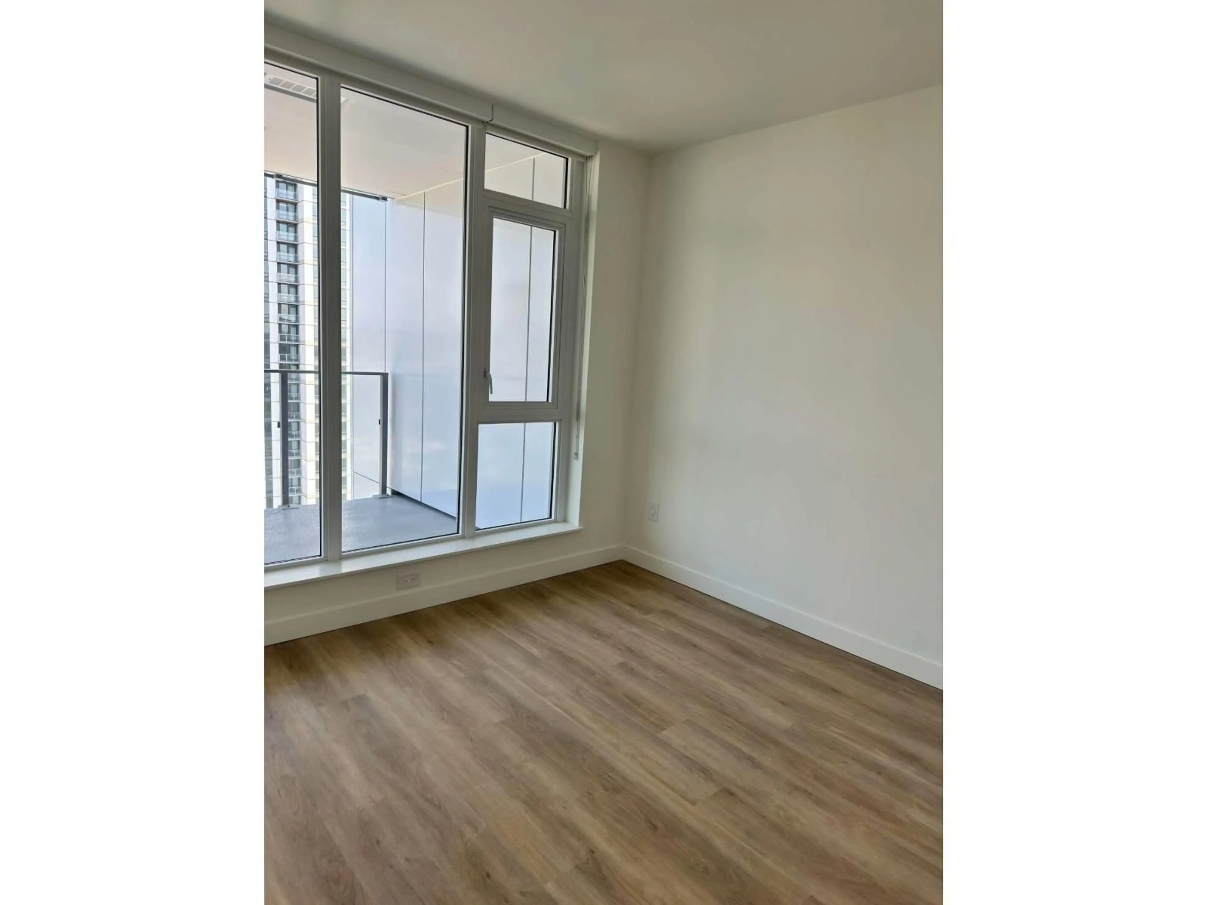 A pic of a room for 2008 - 9675 KING GEORGE BOULEVARD, Surrey British Columbia V3T0T7