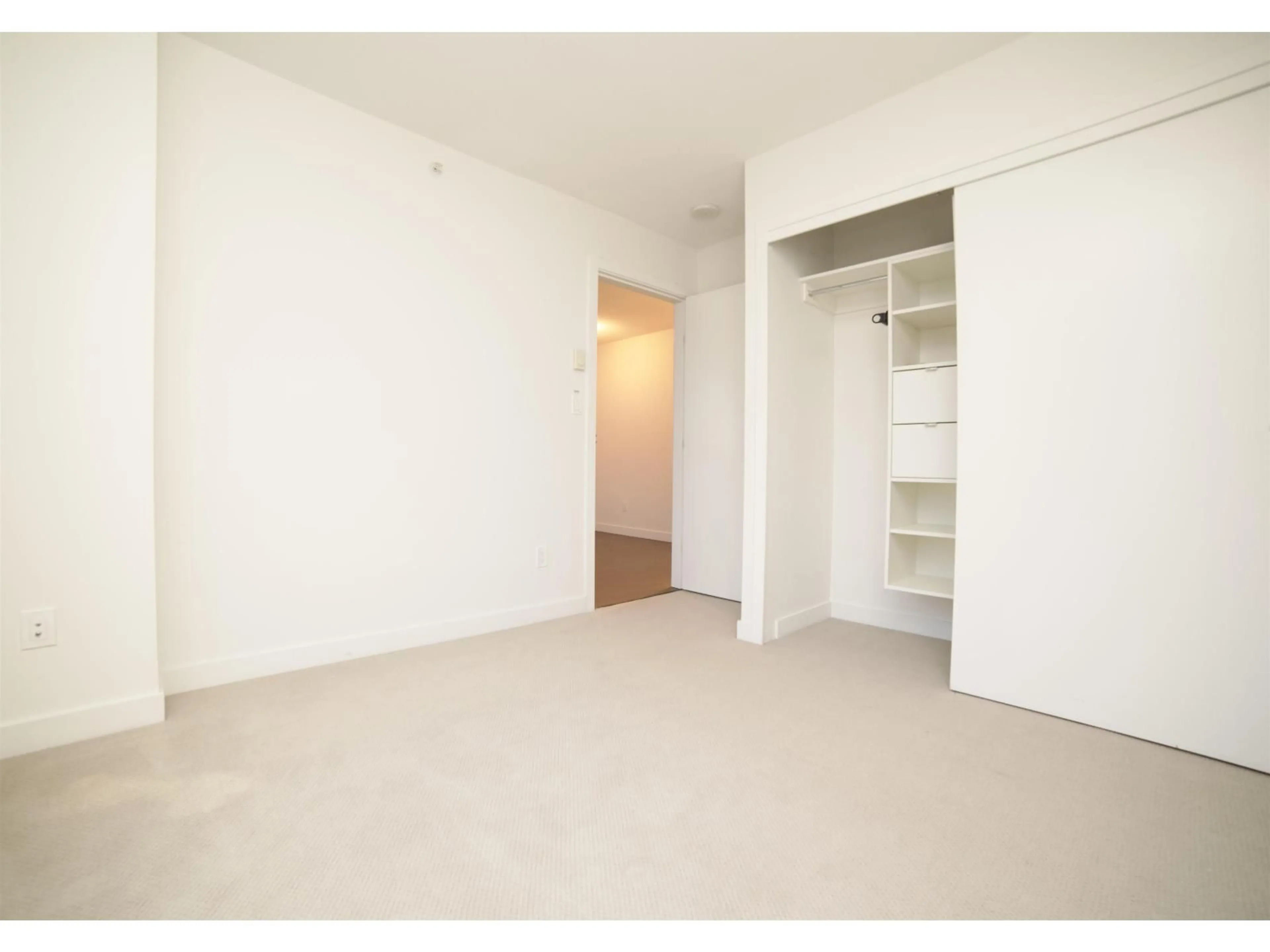 A pic of a room for 1703 - 13696 100 AVENUE, Surrey British Columbia V3T0L5