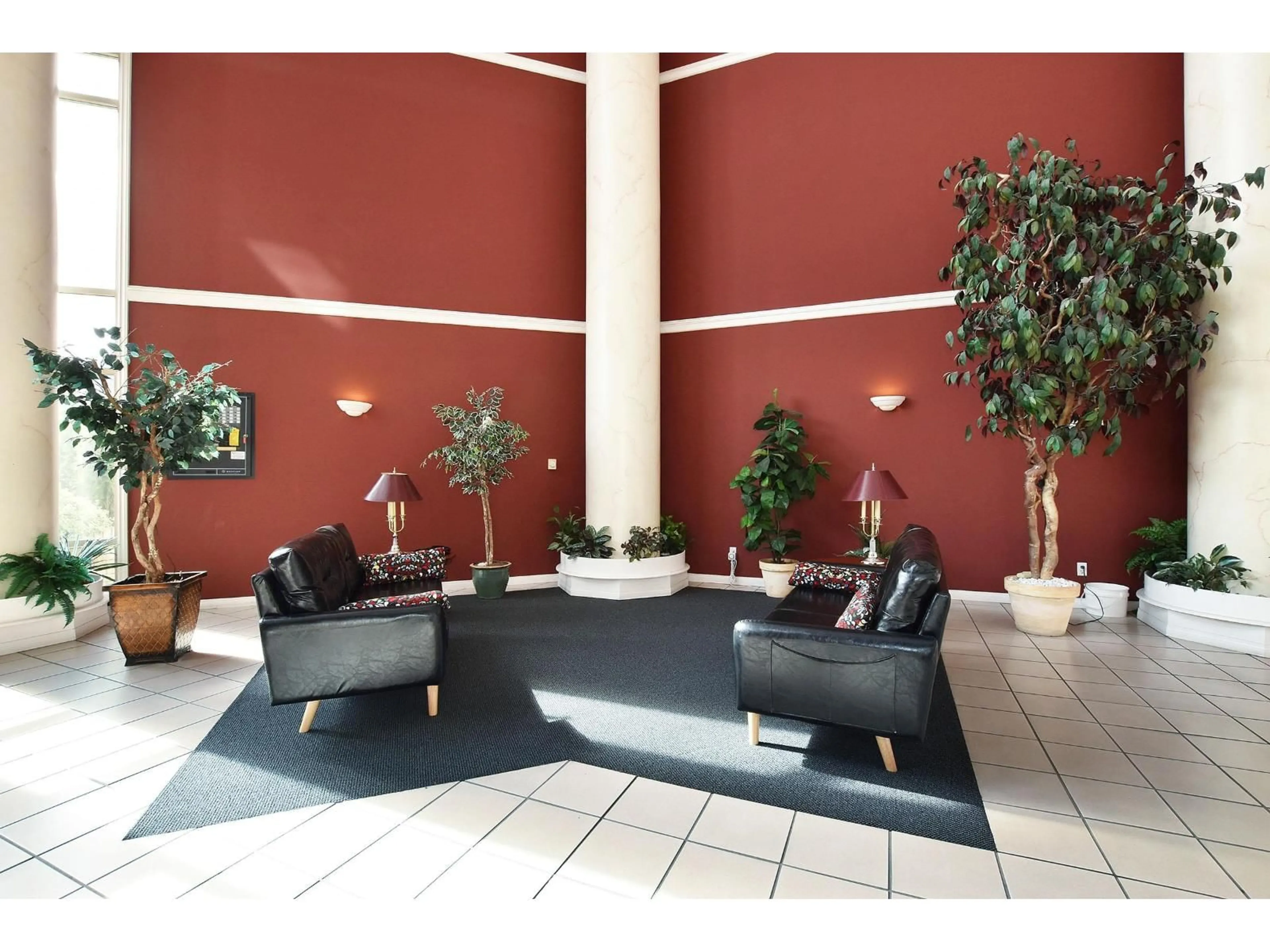 Lobby for 408 - 2626 COUNTESS STREET, Abbotsford British Columbia V2T5P3
