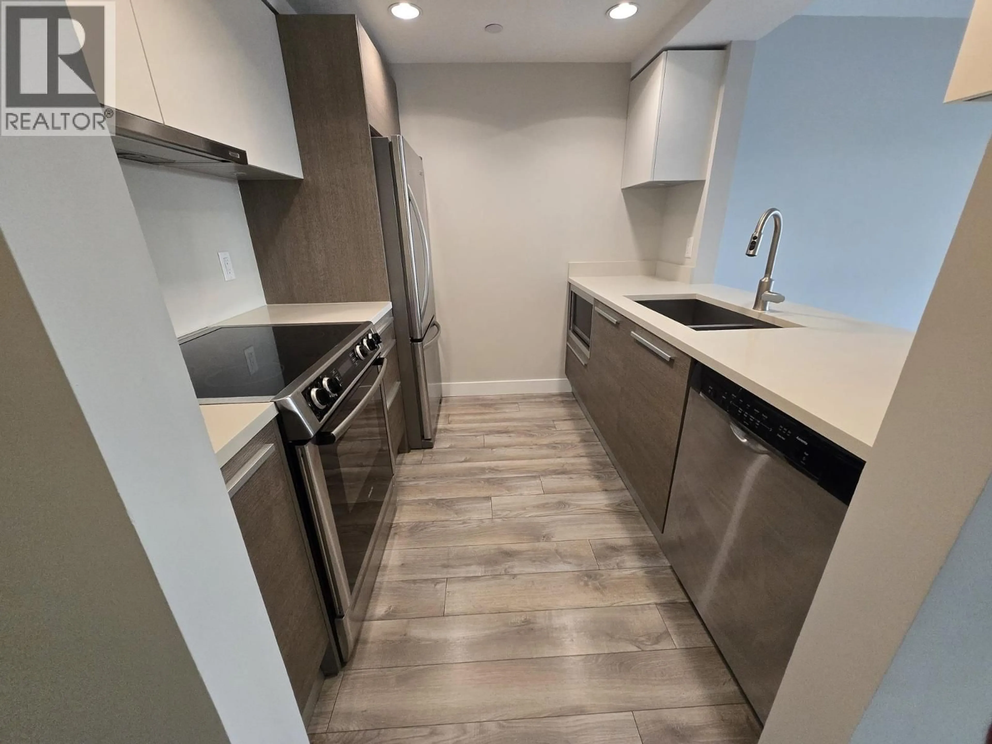 Standard kitchen, unknown for 1204 - 1323 HOMER STREET, Vancouver British Columbia V6B5T1