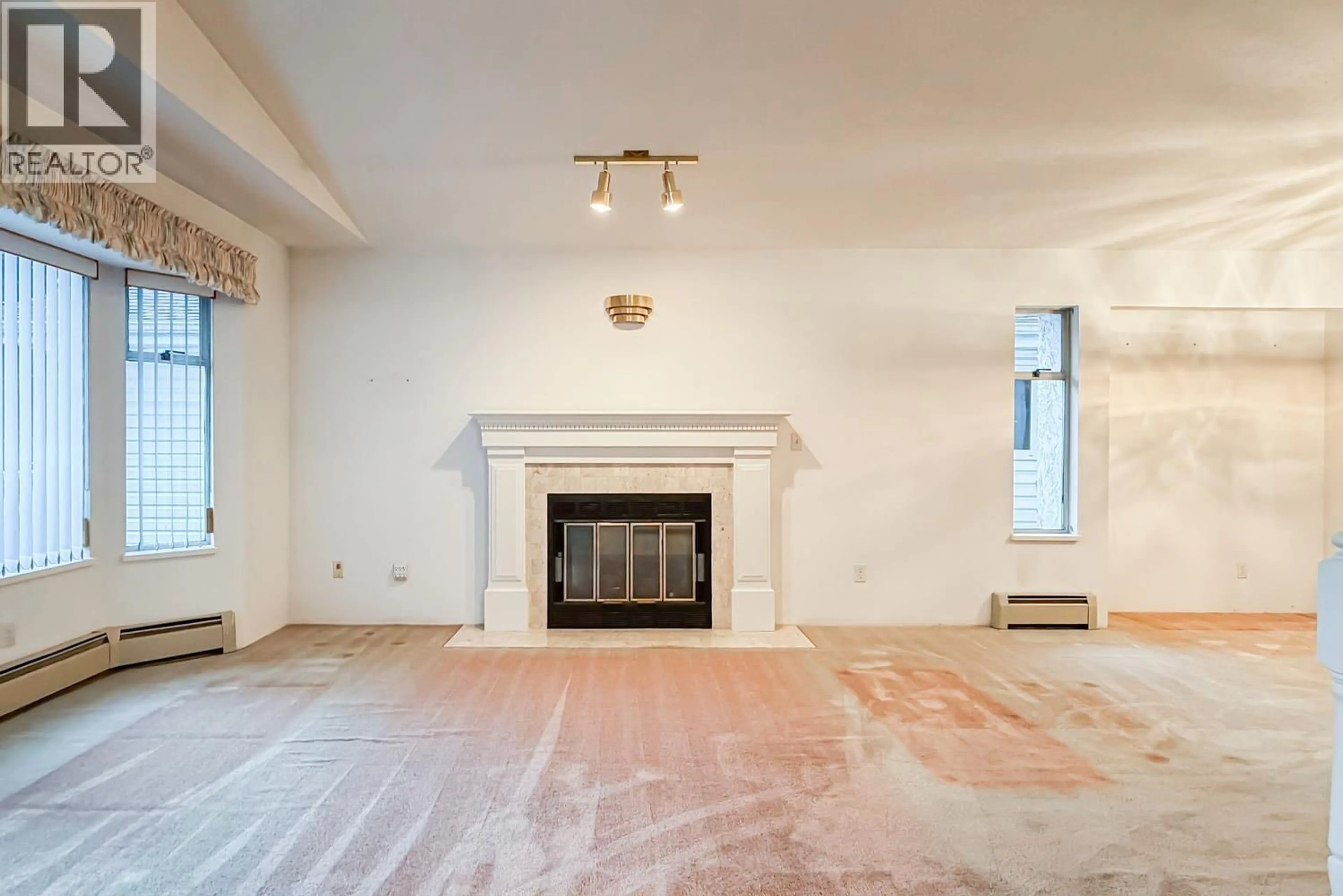 A pic of a room for 7459 HOLLY STREET, Burnaby British Columbia V5E2C3