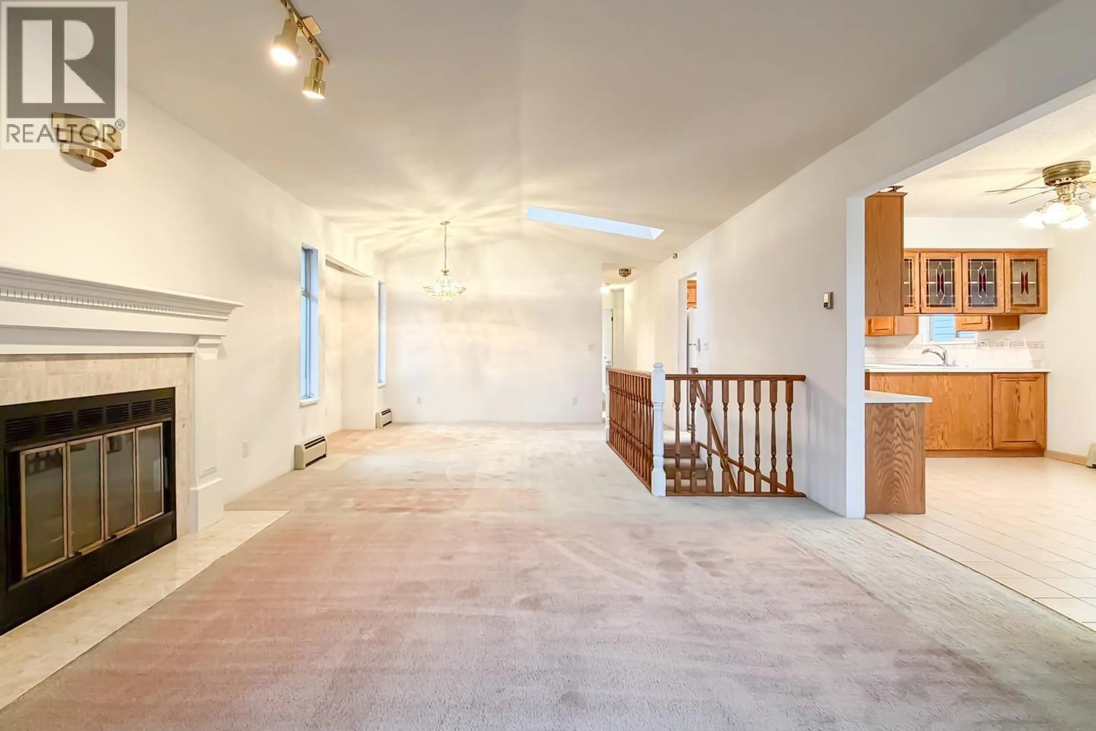 Unknown for 7459 HOLLY STREET, Burnaby British Columbia V5E2C3