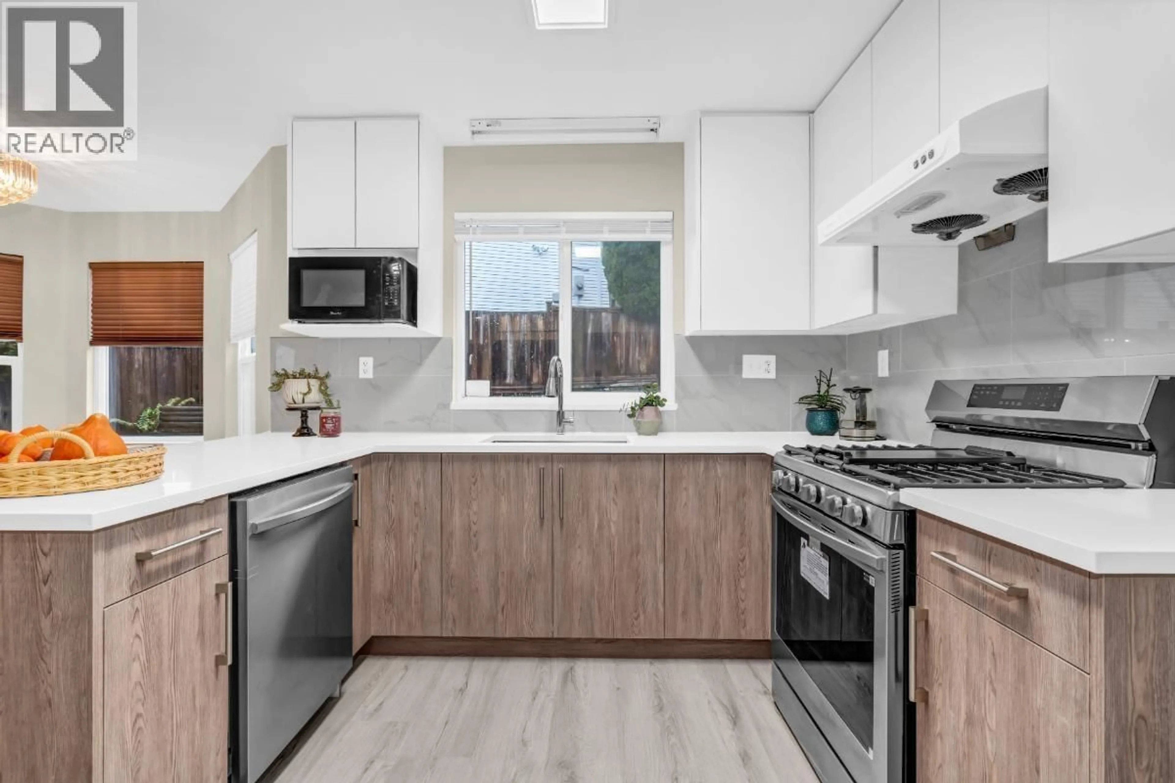 Unknown for 1400 MEADOWVIEW COURT, Coquitlam British Columbia V3E2R9