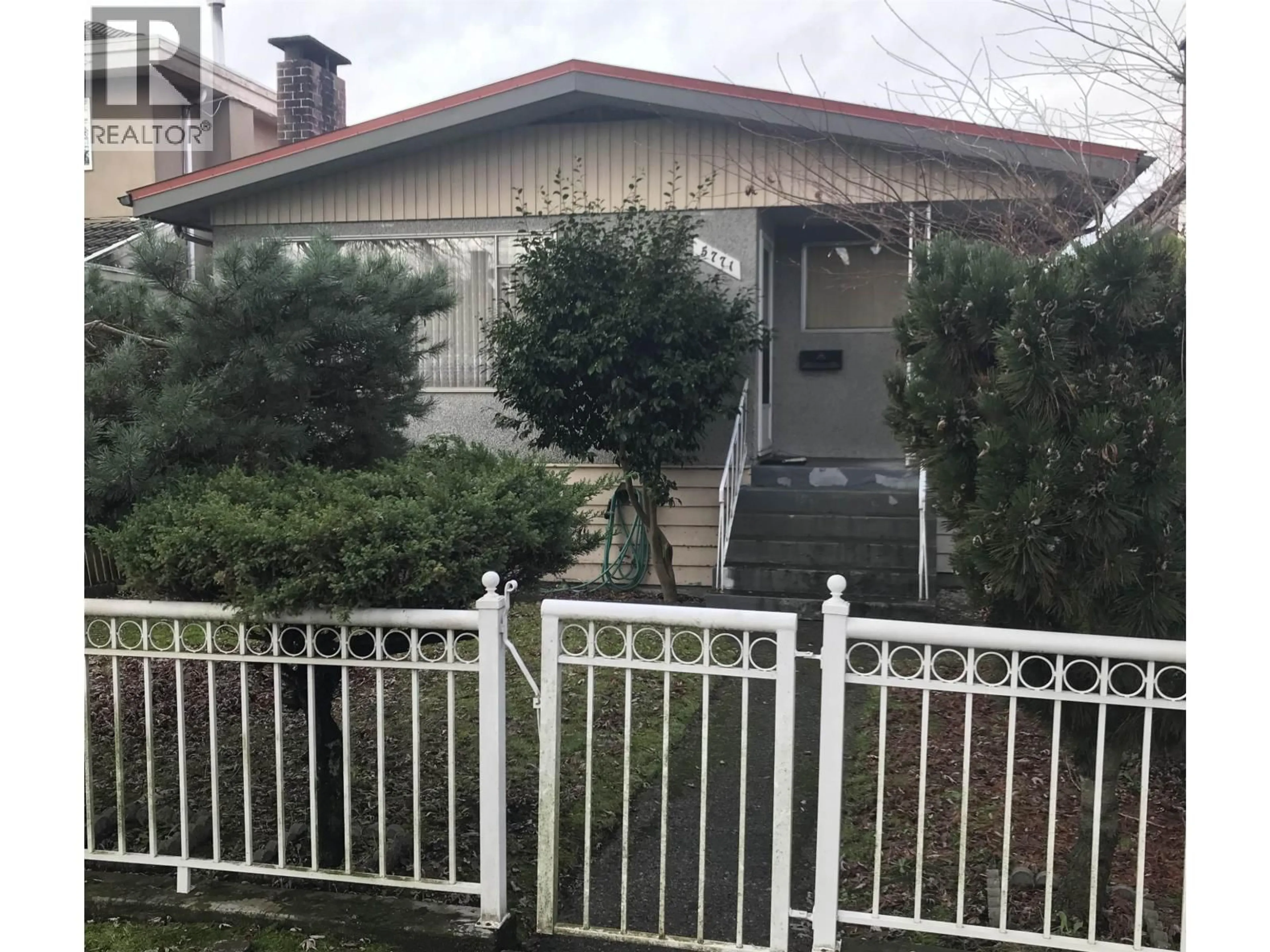 Unknown for 5771 SHERBROOKE STREET, Vancouver British Columbia V5W3N1