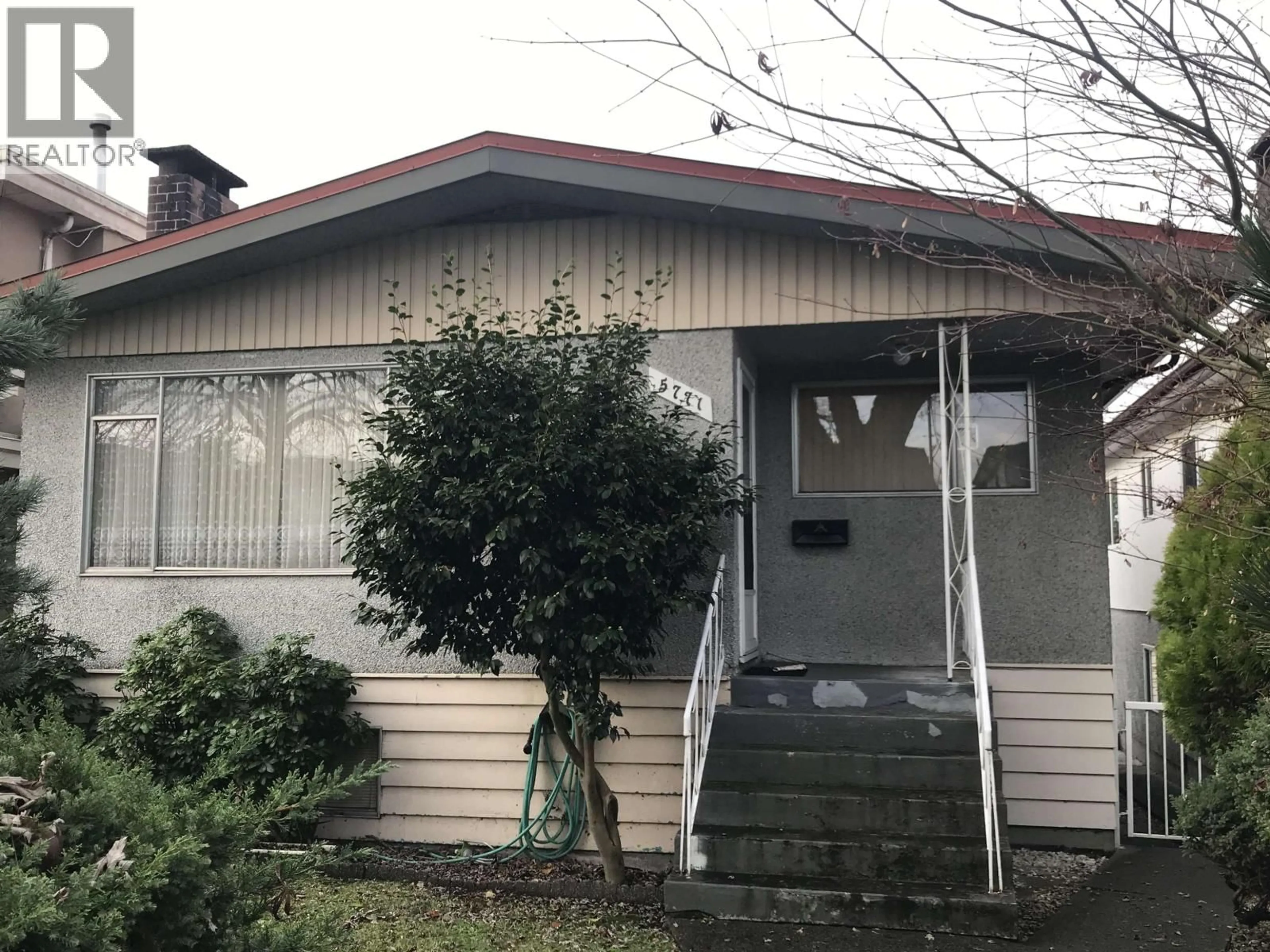 Unknown for 5771 SHERBROOKE STREET, Vancouver British Columbia V5W3N1