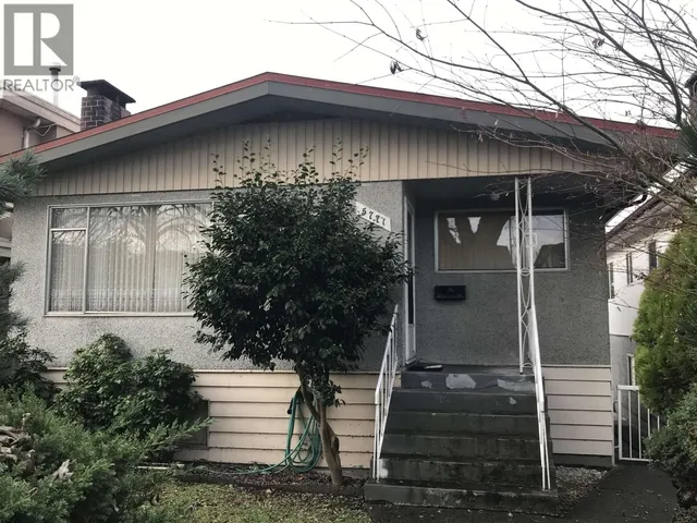 5771 SHERBROOKE STREET, Vancouver 2