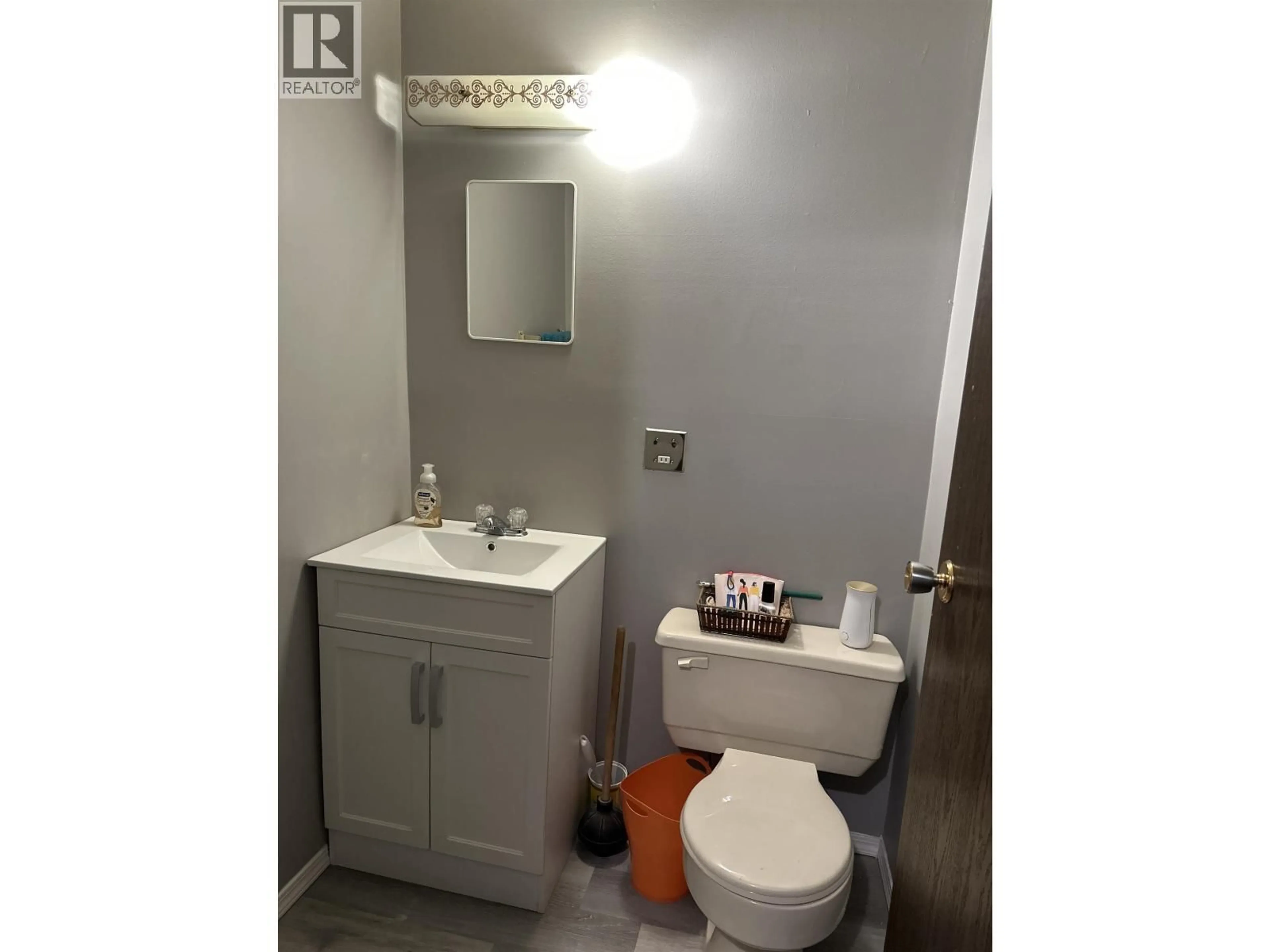 Standard bathroom, unknown for 5735 GAIRDNER CRESCENT, Fort Nelson British Columbia V0C1R0