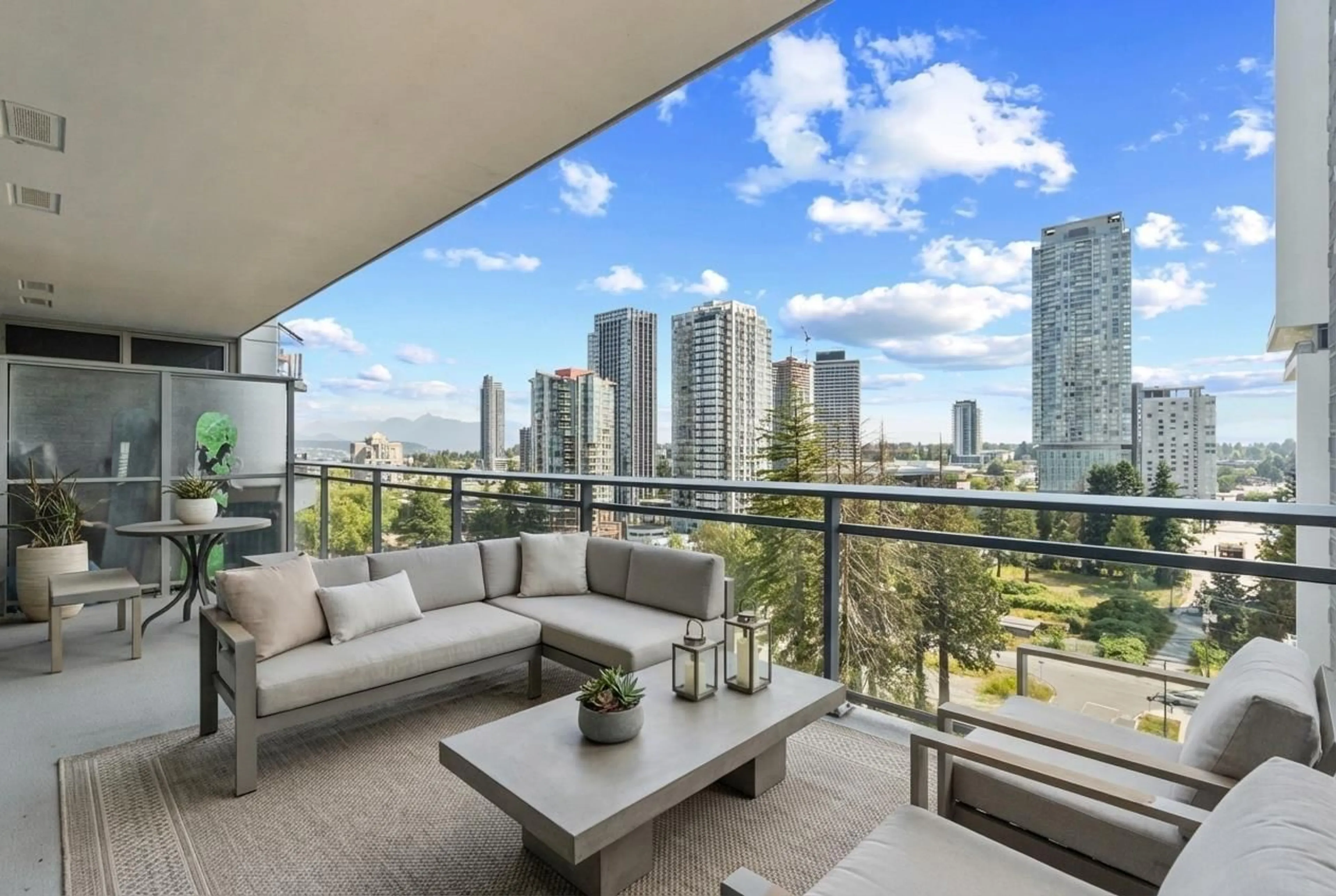 Unknown for 1010 - 13308 CENTRAL AVENUE, Surrey British Columbia V3T0M4