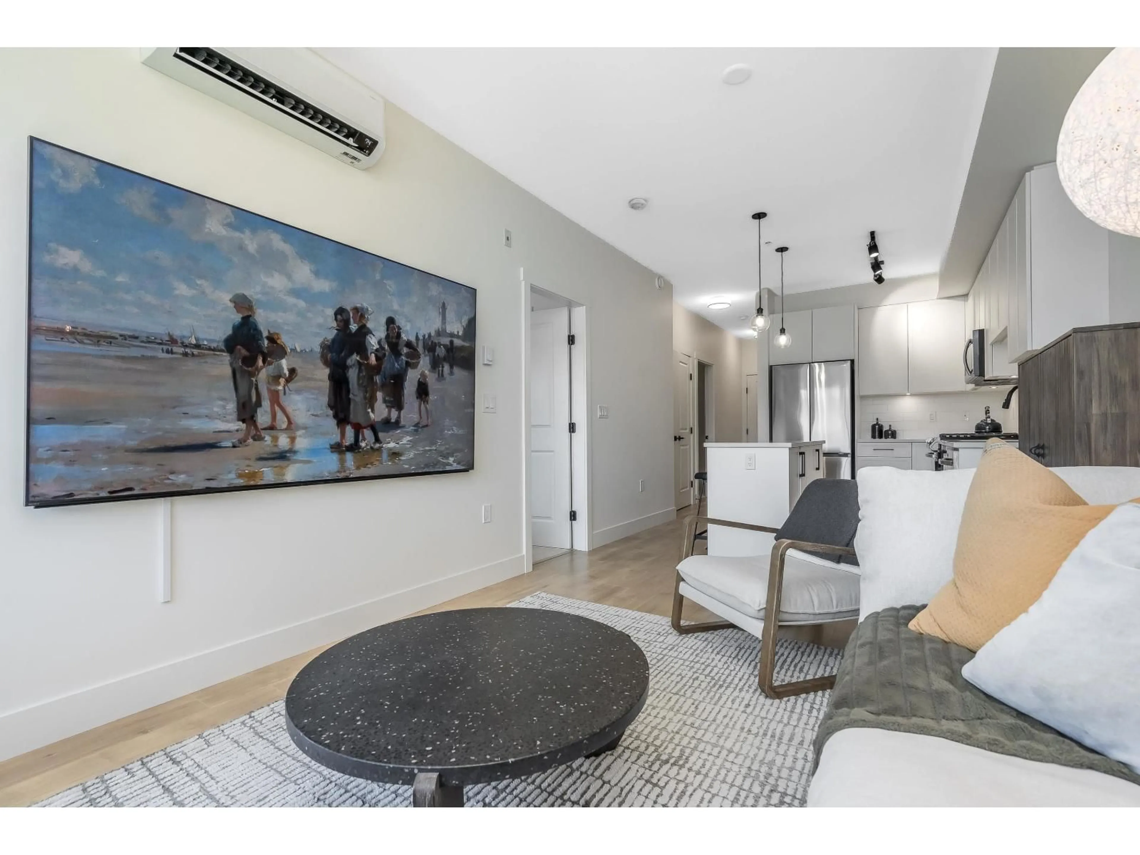 Living room with furniture, unknown for 316 - 19935 75A AVENUE, Langley British Columbia V2Y4L5