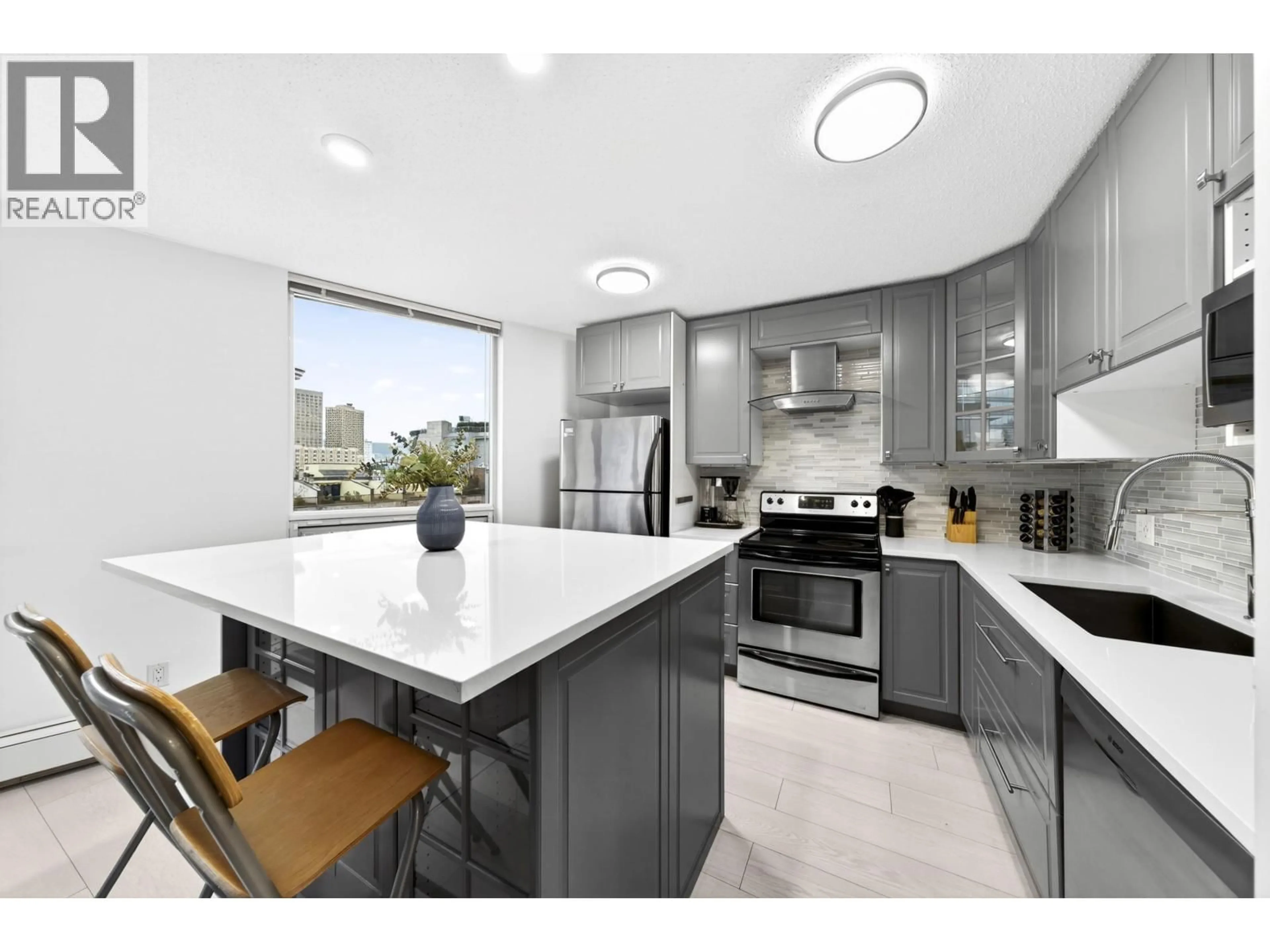 Open concept kitchen, unknown for 1202 - 188 KEEFER PLACE, Vancouver British Columbia V6B0J1