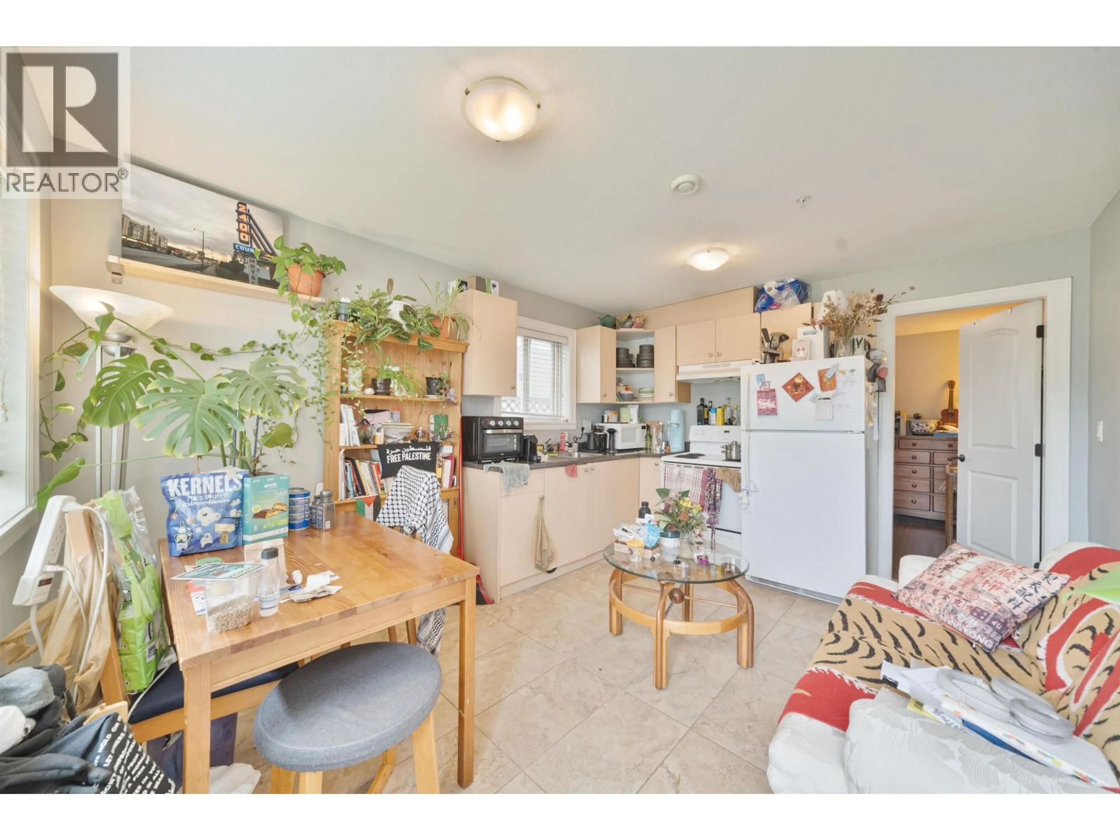 Open concept kitchen, unknown for 3832 SLOCAN STREET, Vancouver British Columbia V5R1Y5