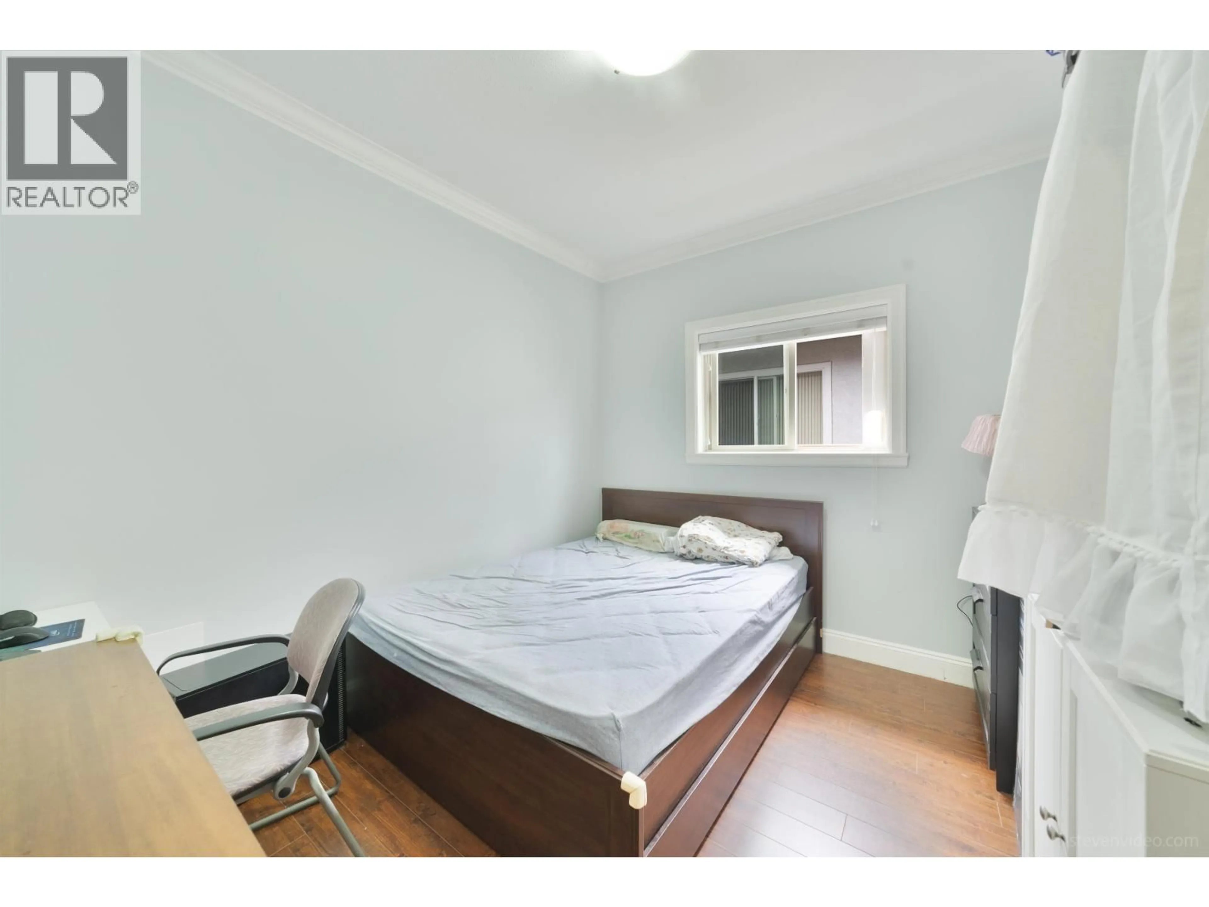 Bedroom with bed, unknown for 3832 SLOCAN STREET, Vancouver British Columbia V5R1Y5