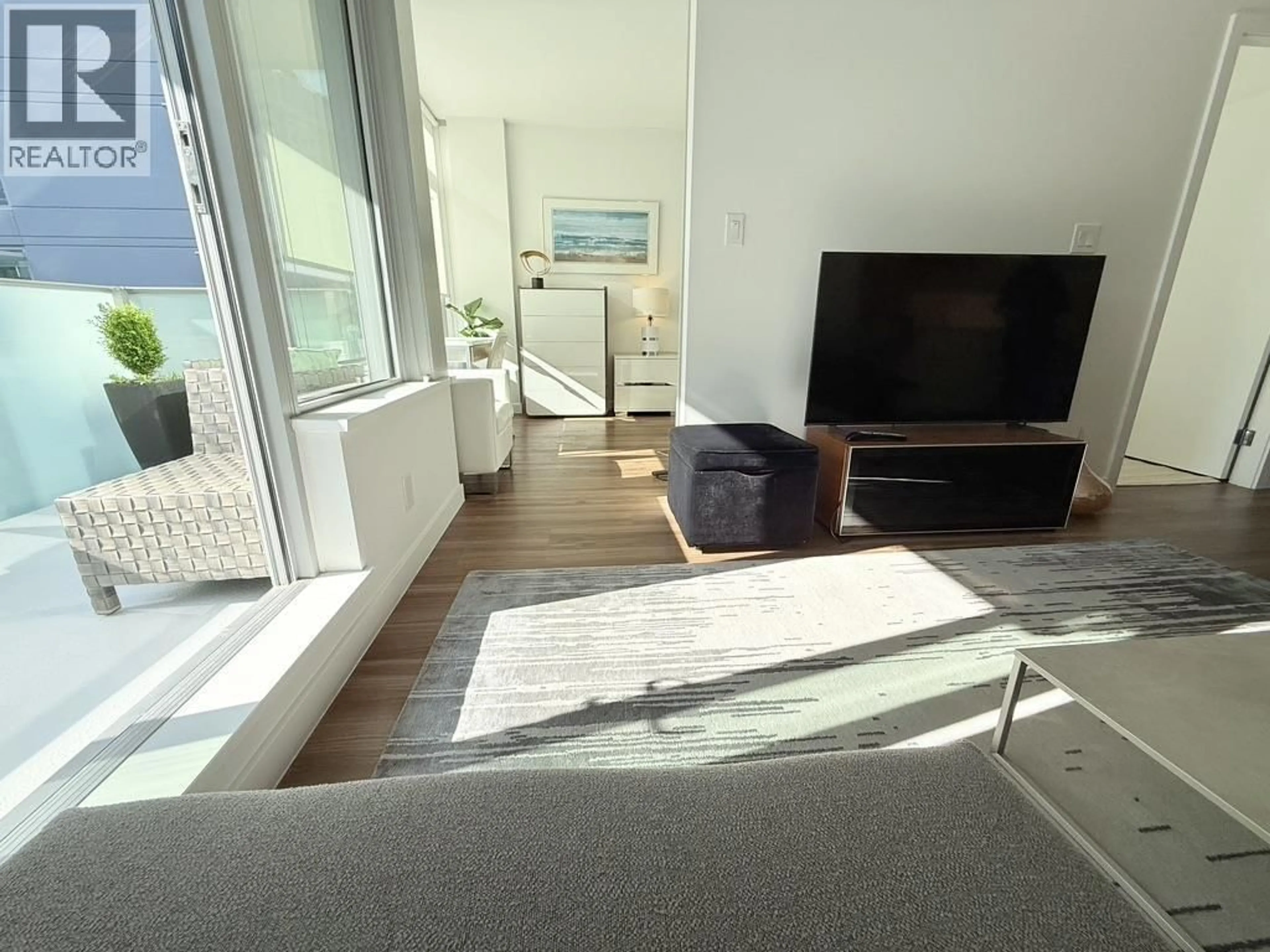 A pic of a room for 313 - 1661 QUEBEC STREET, Vancouver British Columbia V6A0H2