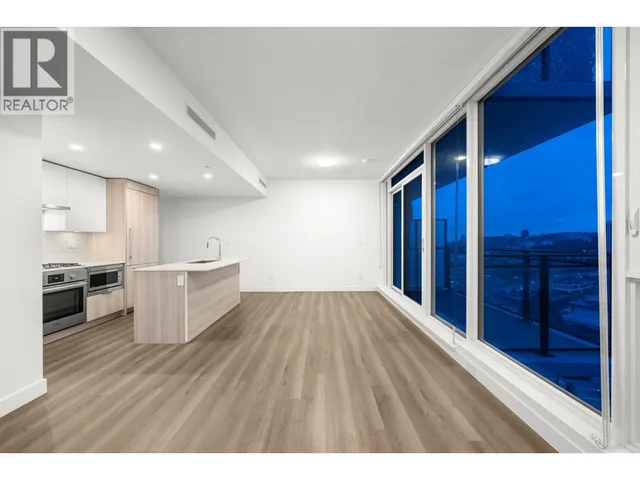 1106 - 901 LOUGHEED HIGHWAY, Coquitlam 3