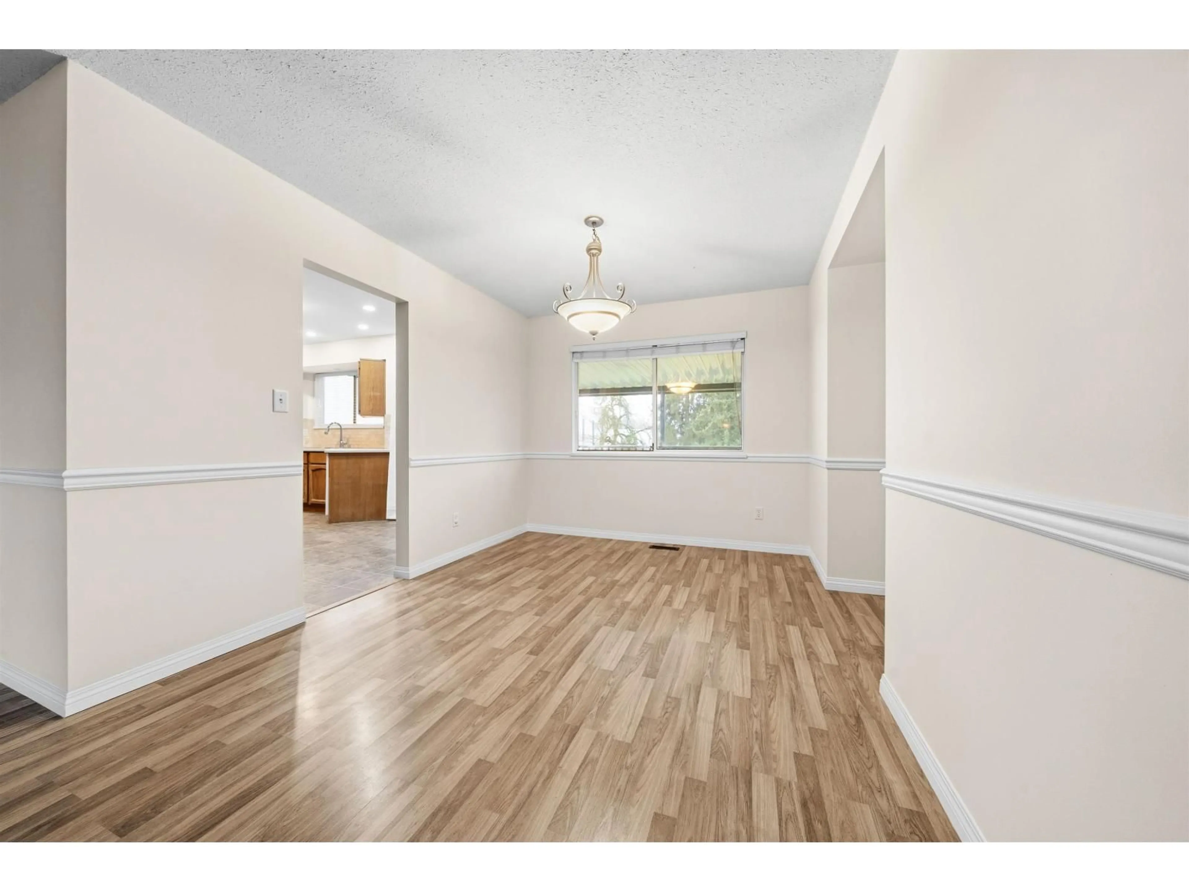 Unknown for 33459 DEWDNEY TRUNK ROAD, Mission British Columbia V2V6Y3