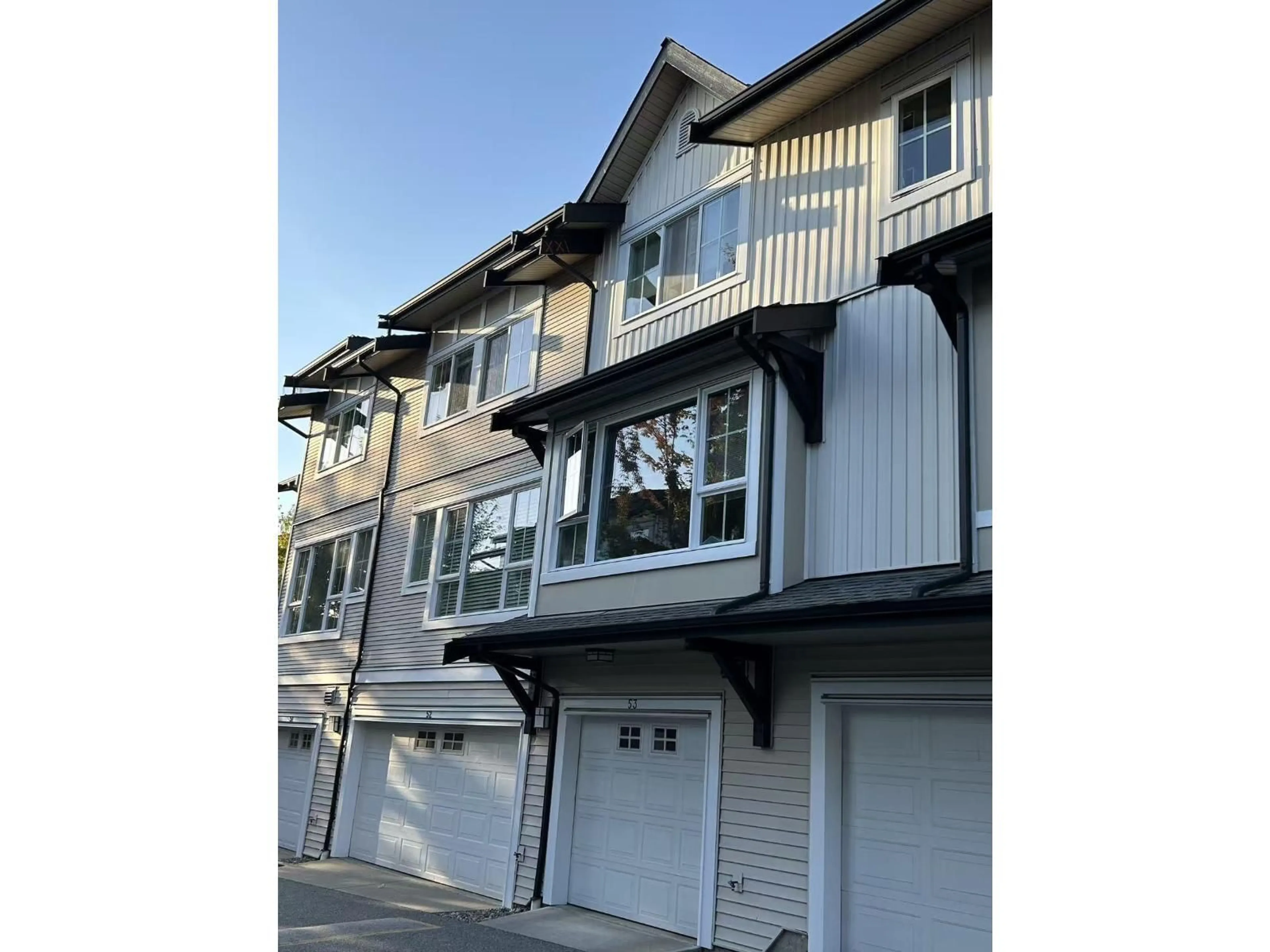 Home with vinyl exterior material, street for 53 - 2450 161A STREET, Surrey British Columbia V3Z8K4