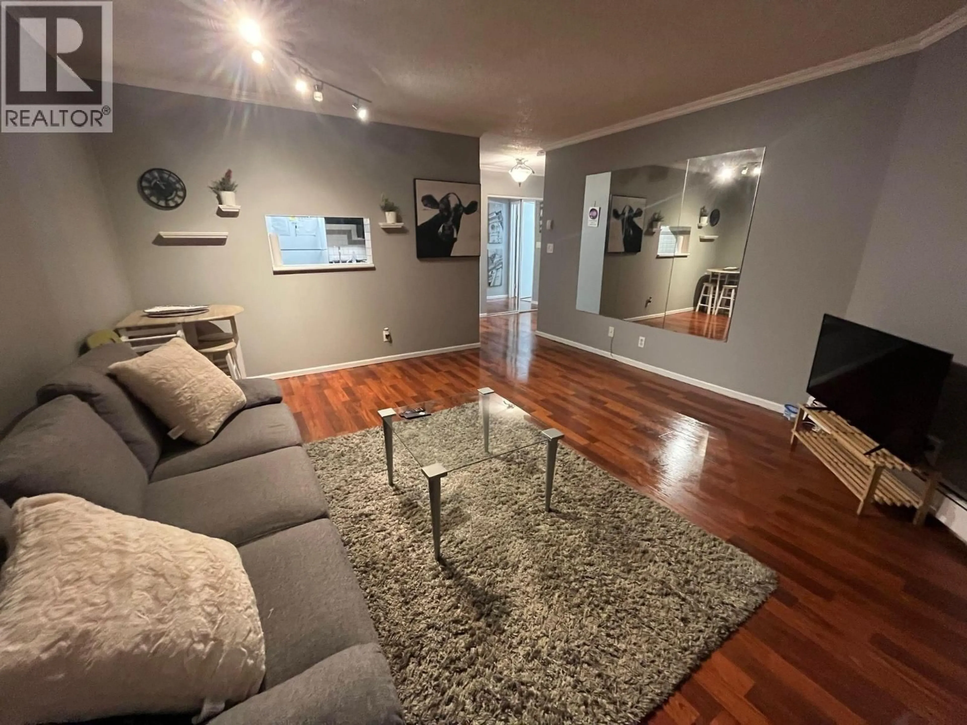 Living room with furniture, unknown for 312 - 8900 CITATION DRIVE, Richmond British Columbia V6Y3A3