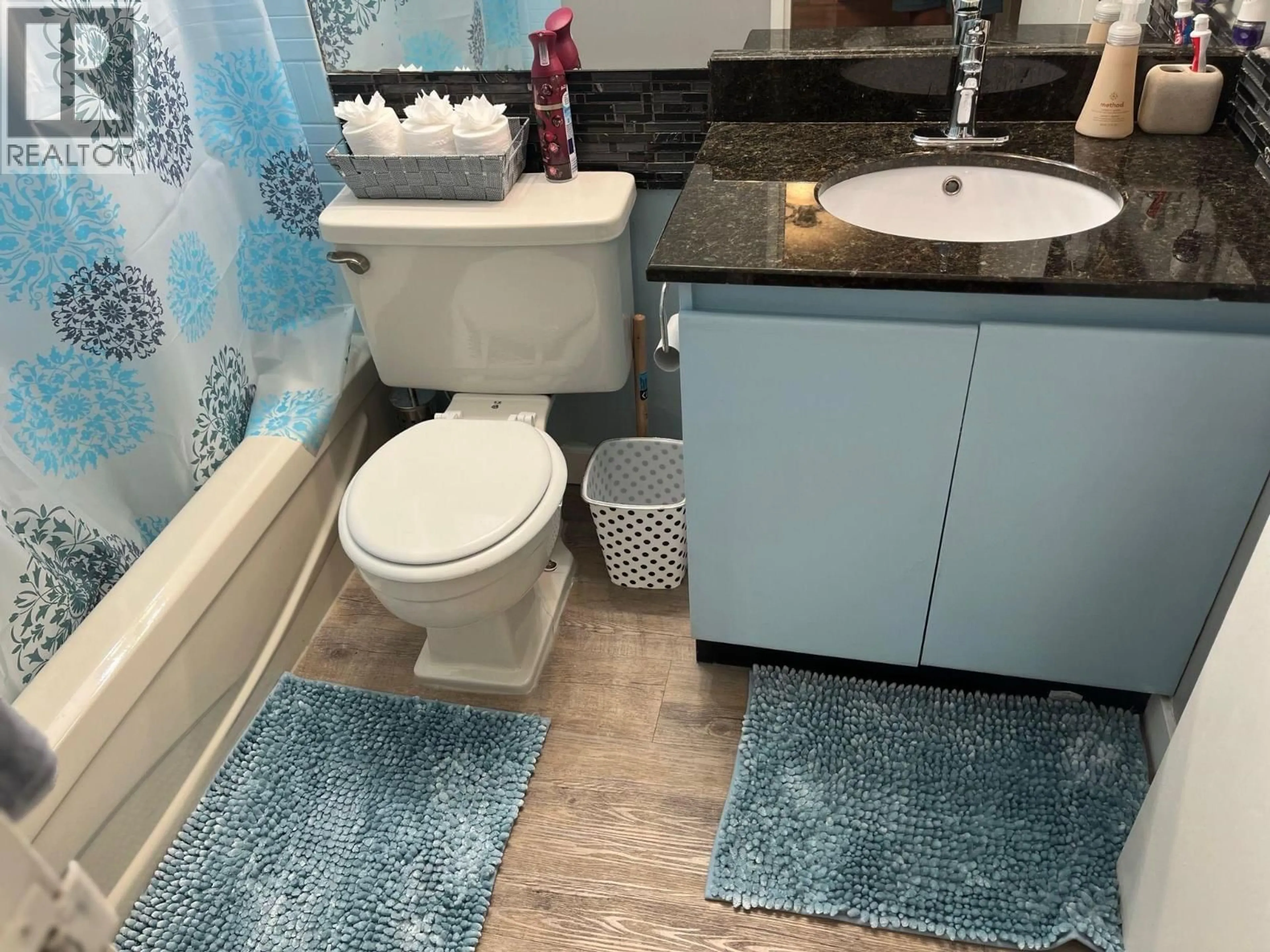 Standard bathroom, ceramic/tile floor for 312 - 8900 CITATION DRIVE, Richmond British Columbia V6Y3A3