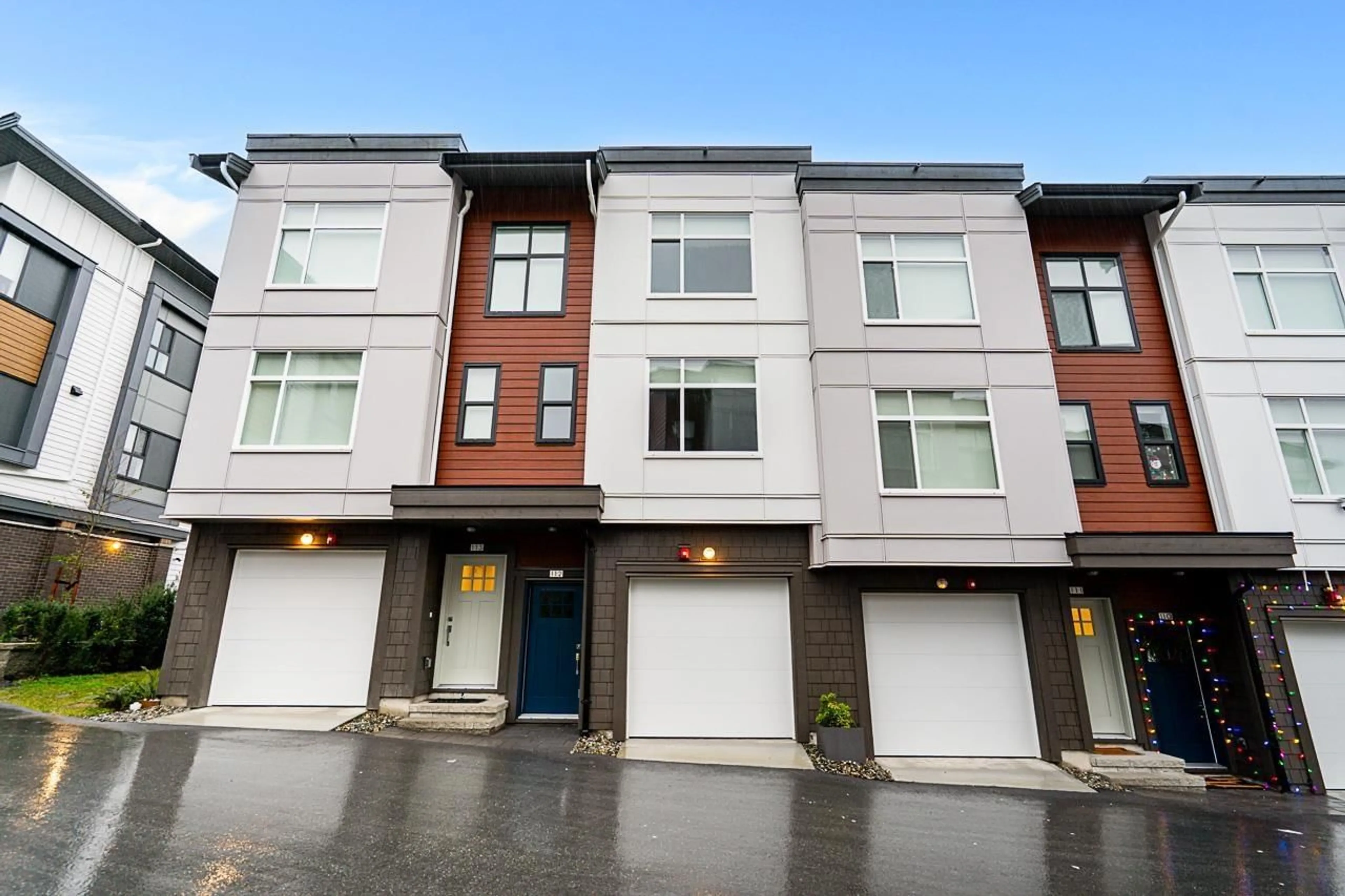 Unknown for 108 - 5330 198 STREET, Langley British Columbia V3A1G1