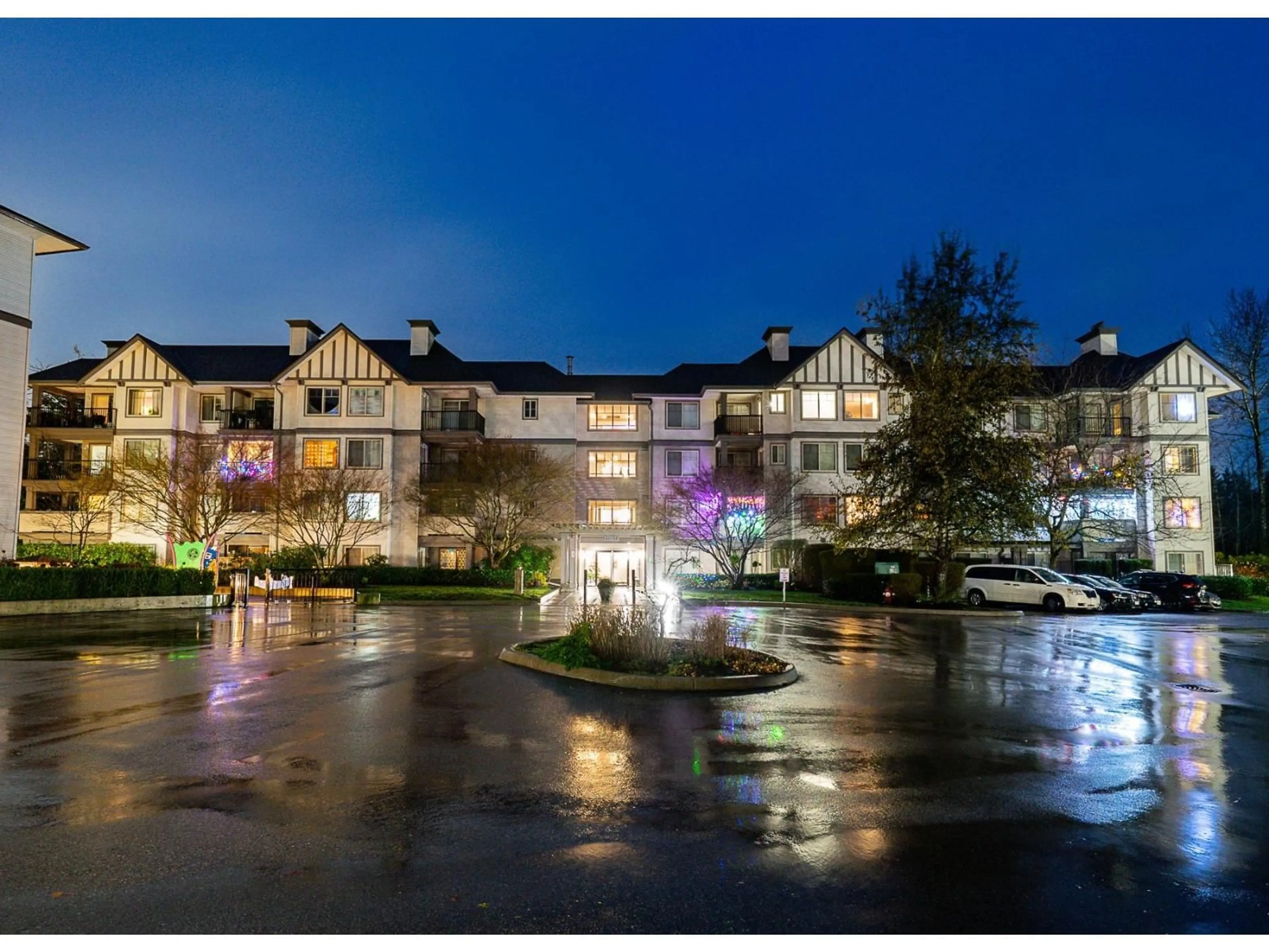 Unknown for 327 - 27358 32 AVENUE, Langley British Columbia V4W3M5