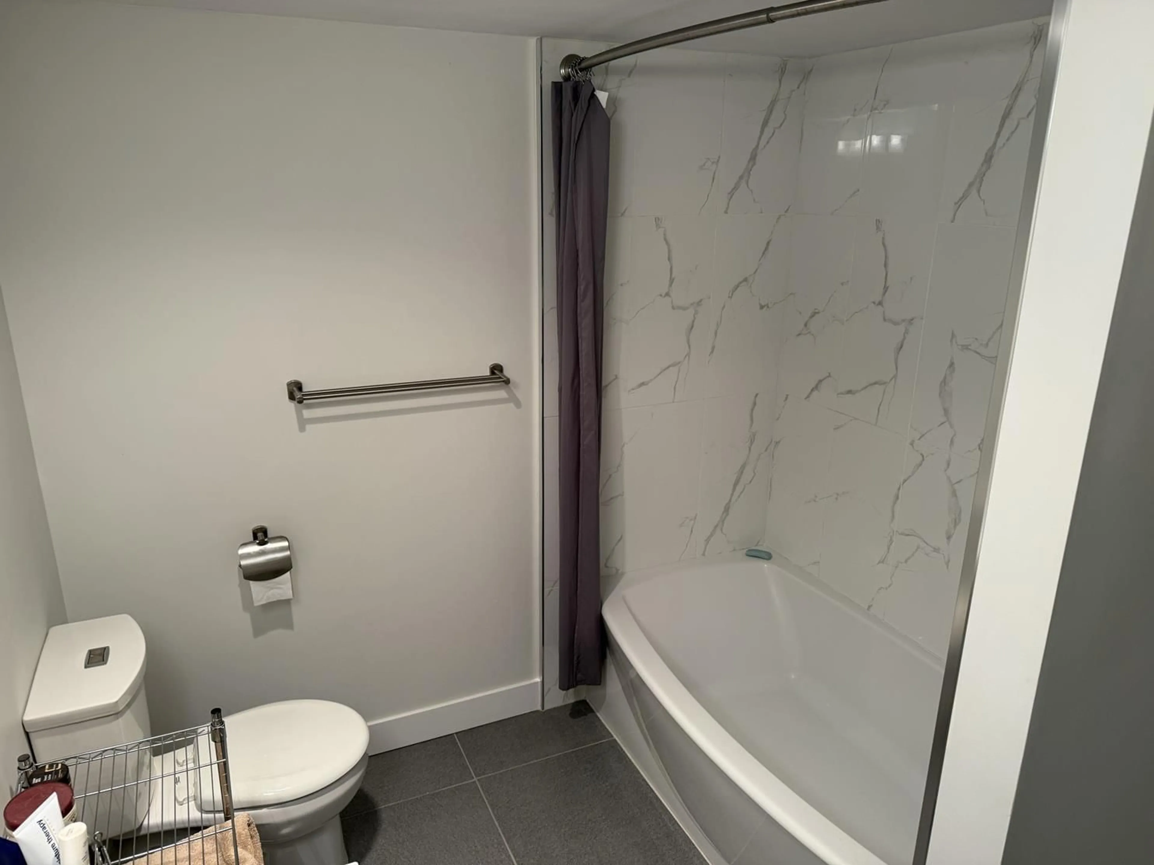 Standard bathroom, unknown for 103 - 46374 MARGARET AVENUE, Chilliwack British Columbia V2P2H1