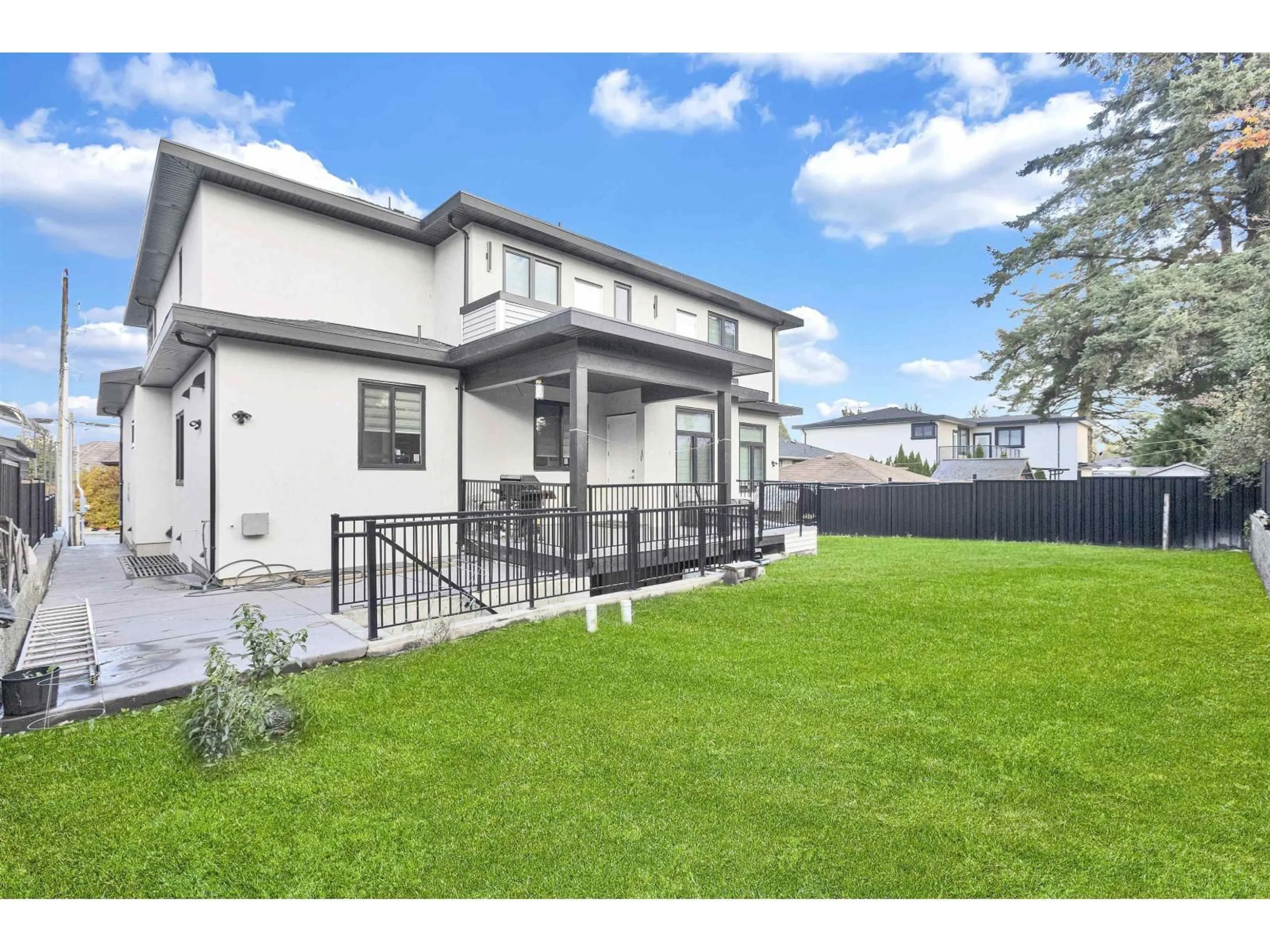 Unknown for 14714 111A AVENUE, Surrey British Columbia V3R2E1