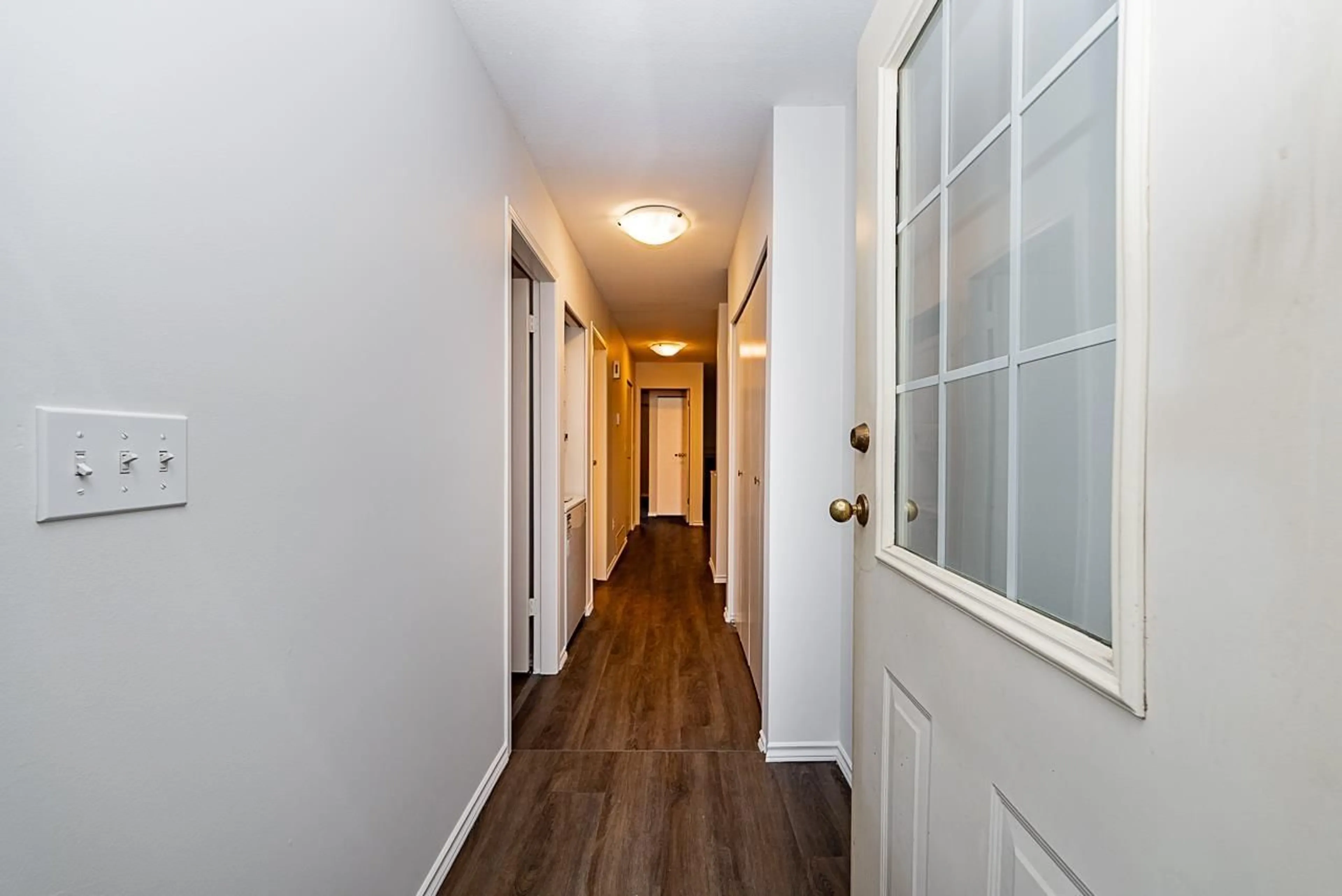 Indoor entryway for 256 - 7610 EVANS ROAD, Chilliwack British Columbia V2R2Z5