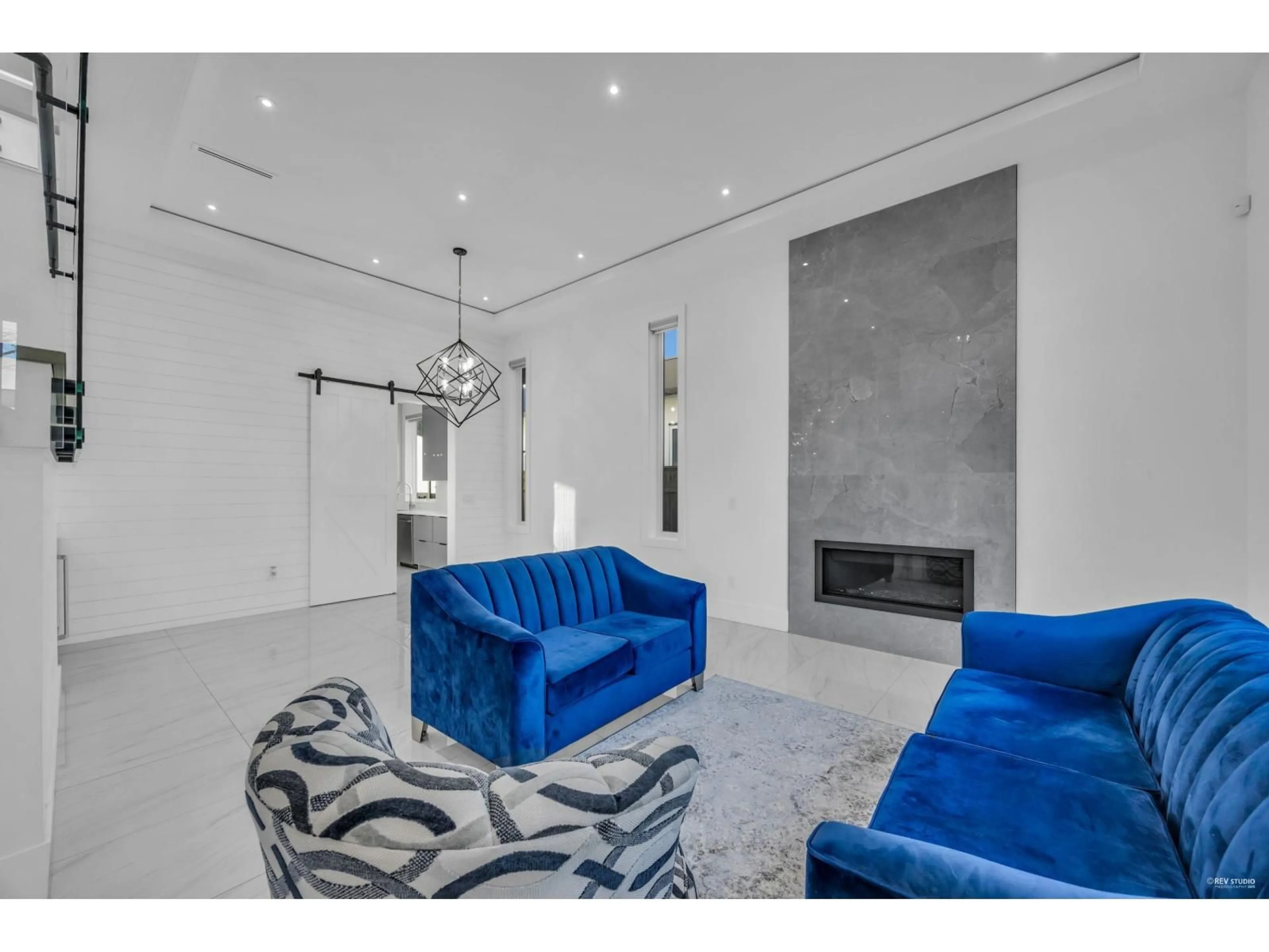 Unknown for 14138 75A AVENUE, Surrey British Columbia V3W6T5