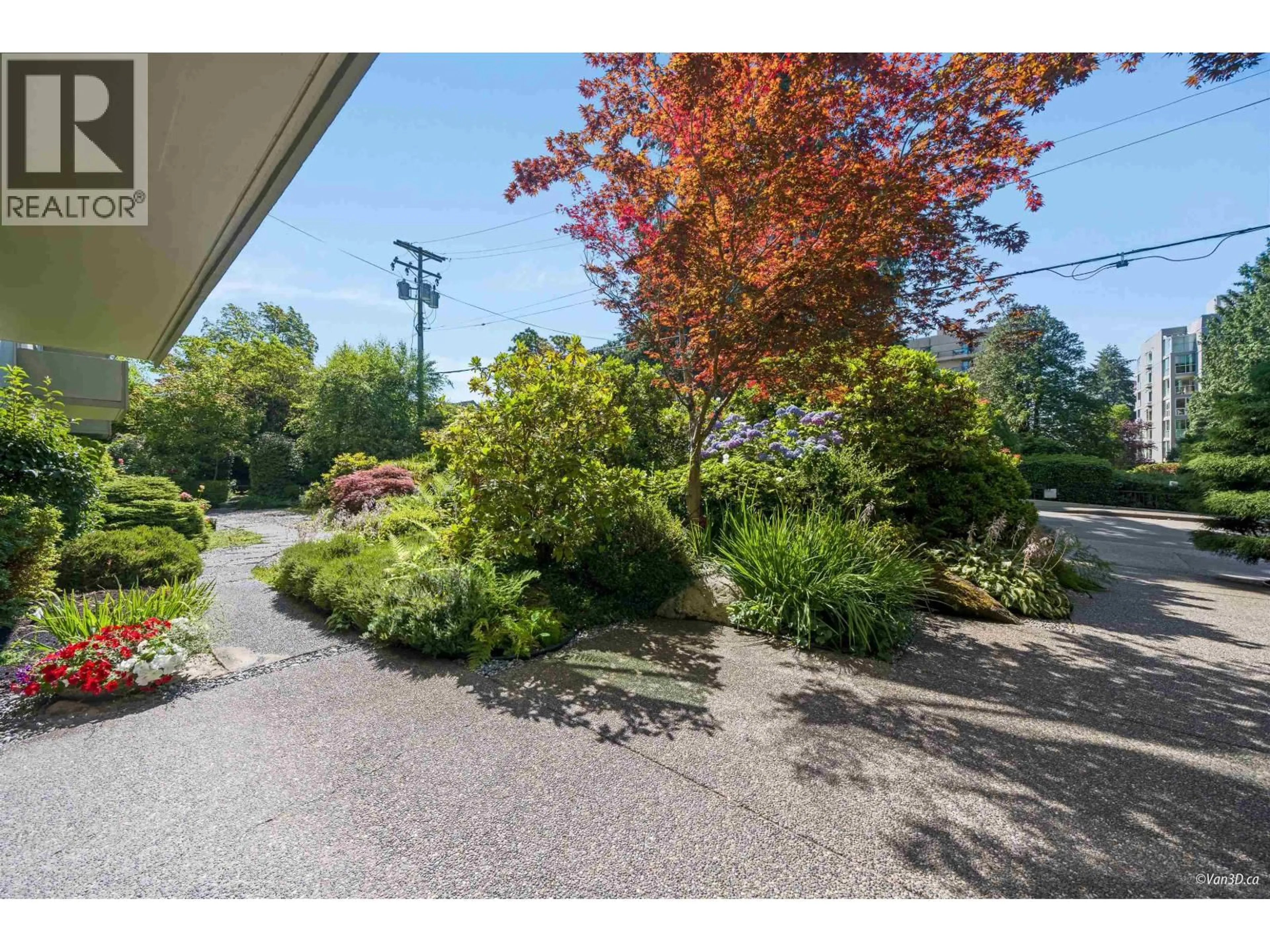 Unknown for 308 - 1425 ESQUIMALT AVENUE, West Vancouver British Columbia V7T1L1