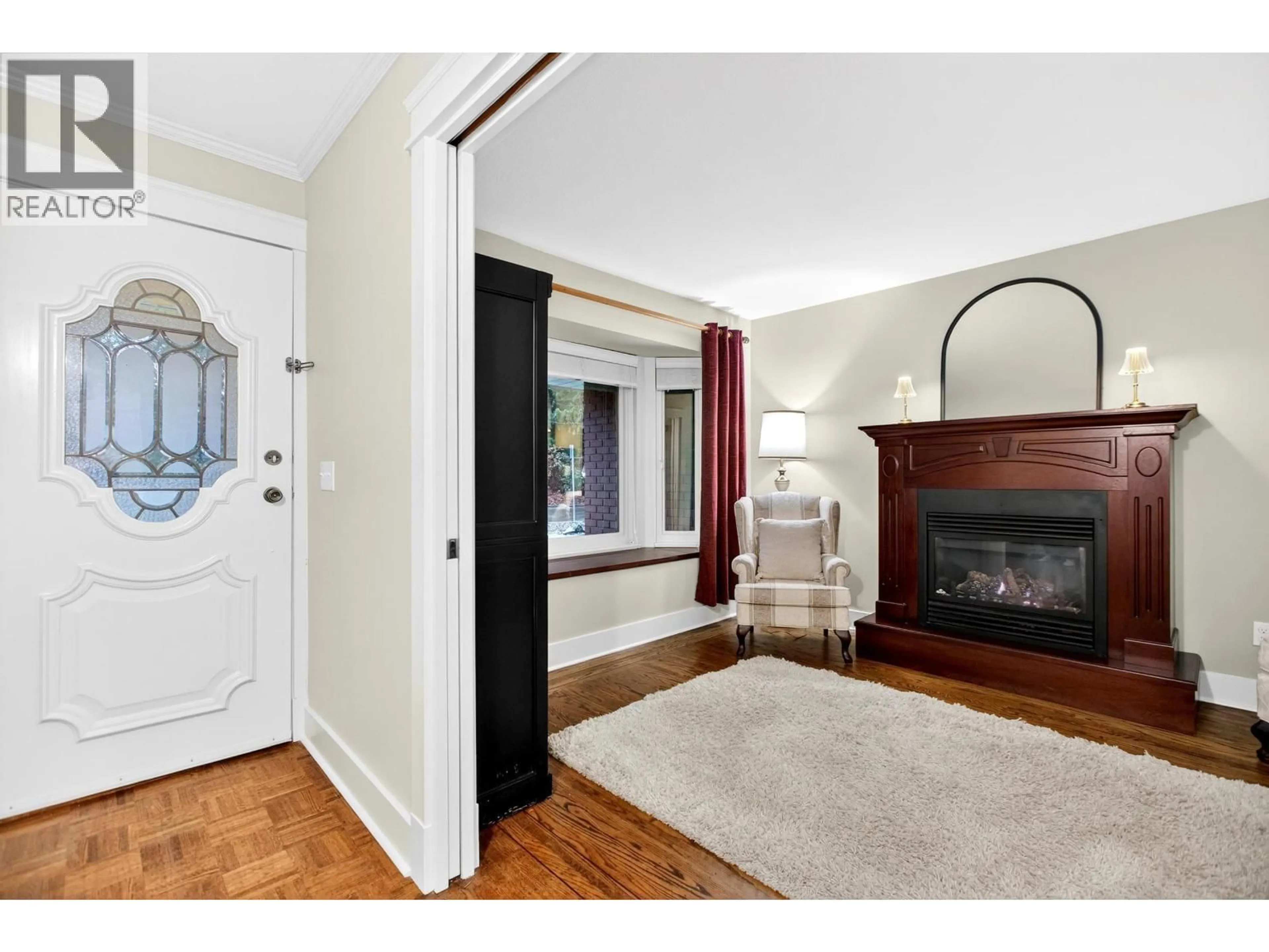 Indoor entryway for 3960 ROBIN PLACE, Port Coquitlam British Columbia V3B6R7