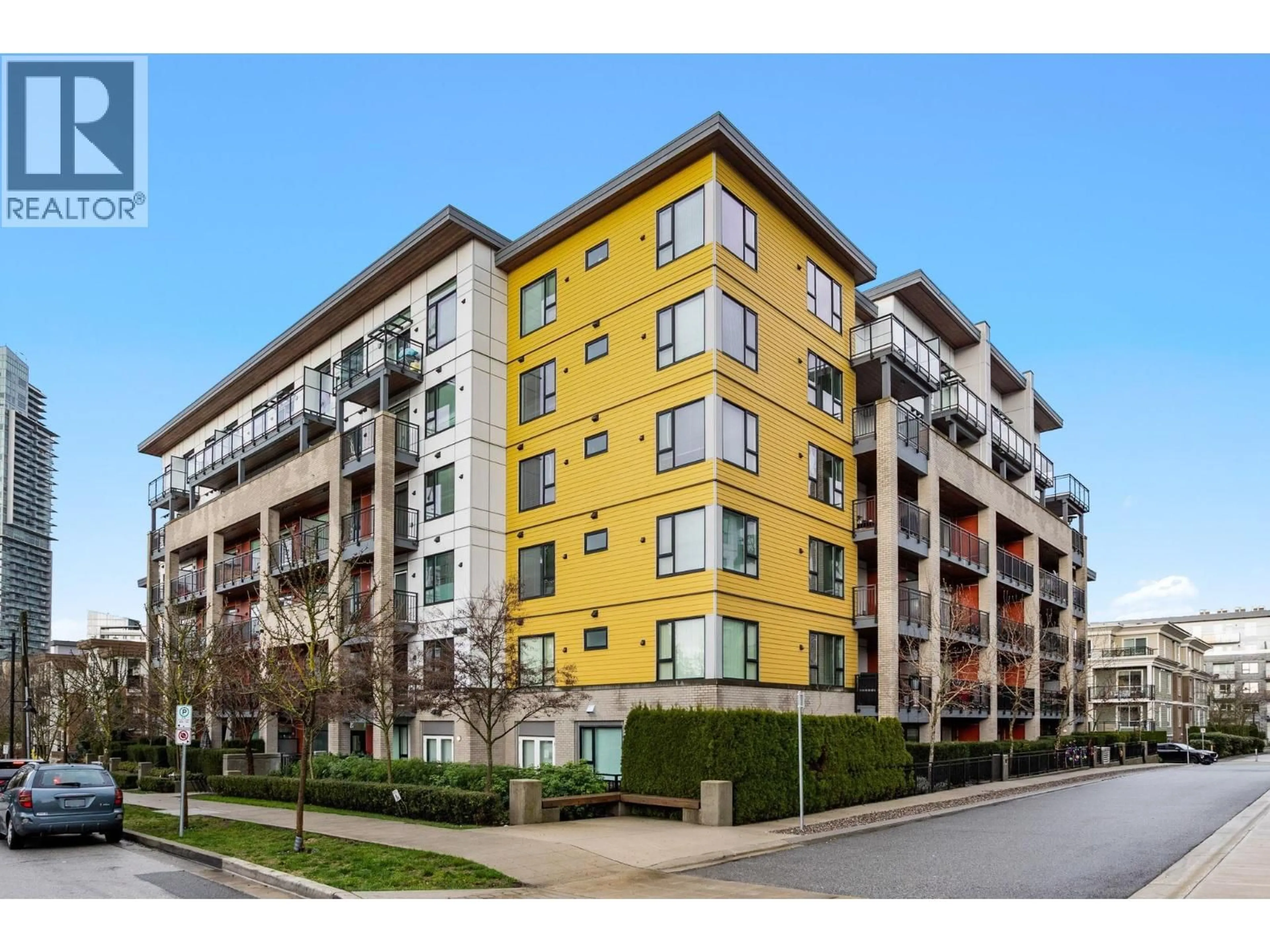 A pic from outside/outdoor area/front of a property/back of a property/a pic from drone, street for 414 - 621 REGAN AVENUE, Coquitlam British Columbia V3J0K1