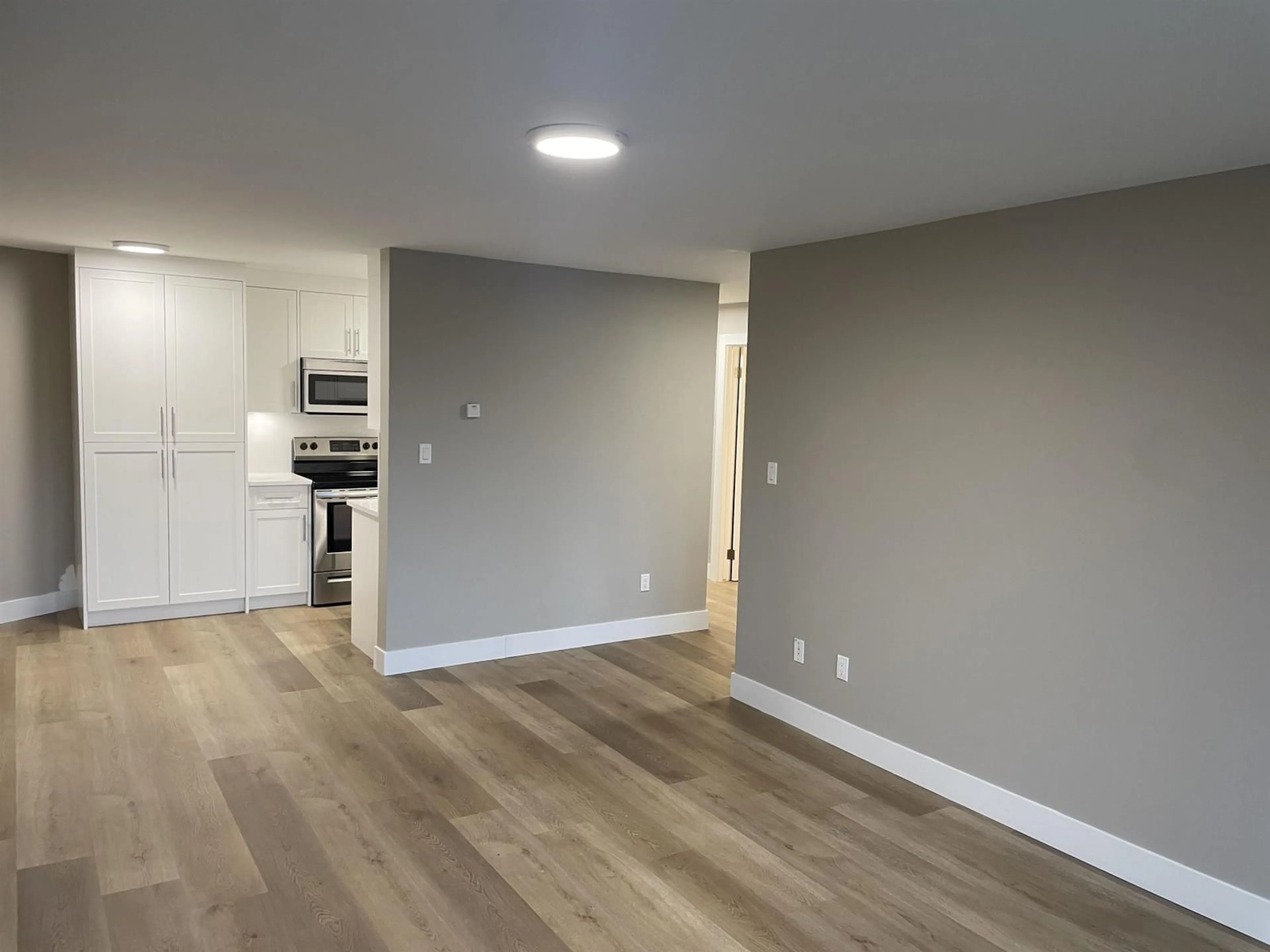 A pic of a room for 215 - 2551 WILLOW LANE, Abbotsford British Columbia V2S5Z9