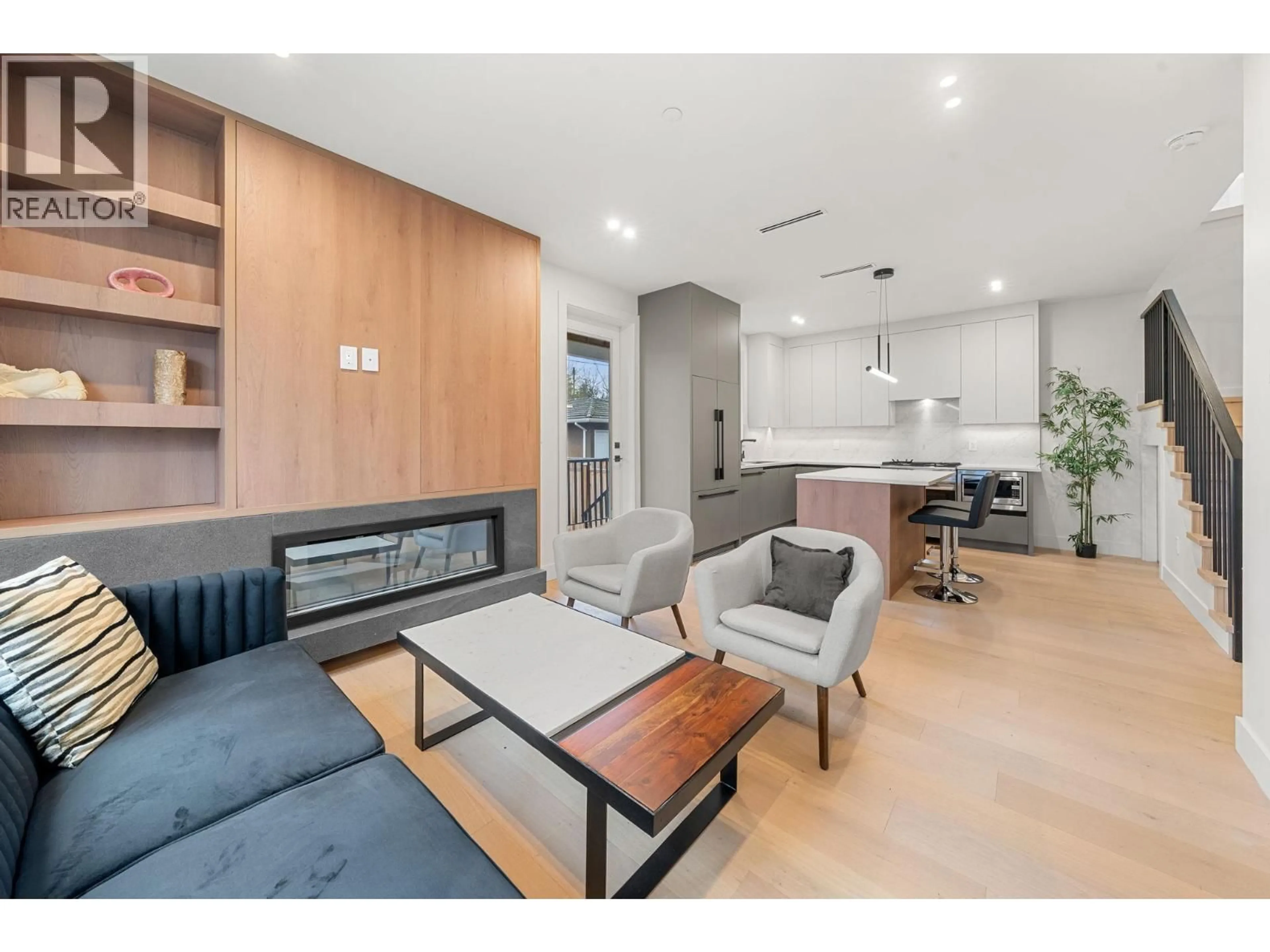 Living room with furniture, unknown for 3483 ADANAC STREET, Vancouver British Columbia V5K4P4