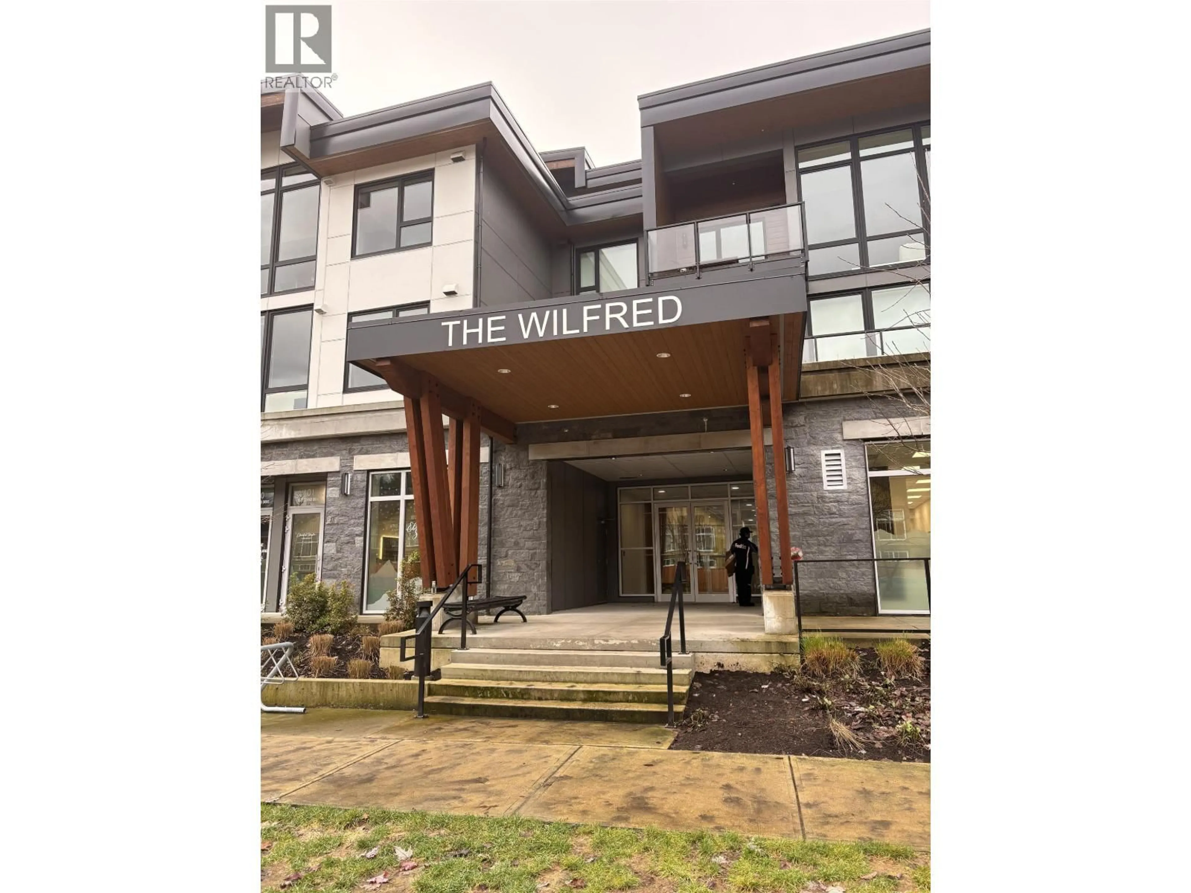 Unknown for 202 - 1870 DOWAD DRIVE, Squamish British Columbia V8B1C4