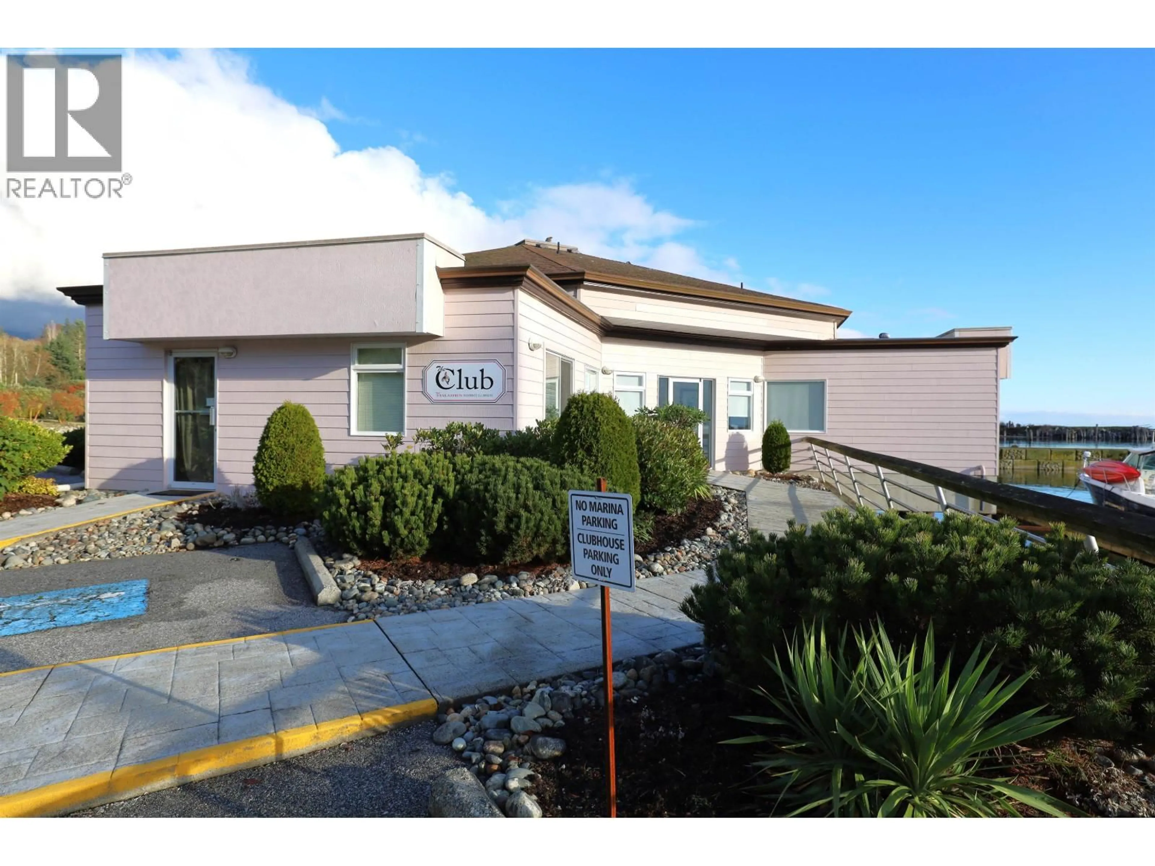 Unknown for 312 - 1585 FIELD ROAD, Sechelt British Columbia V7Z0H1