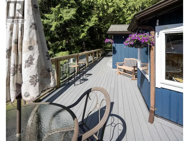 22 BRIGHTON BEACH, North Vancouver 5