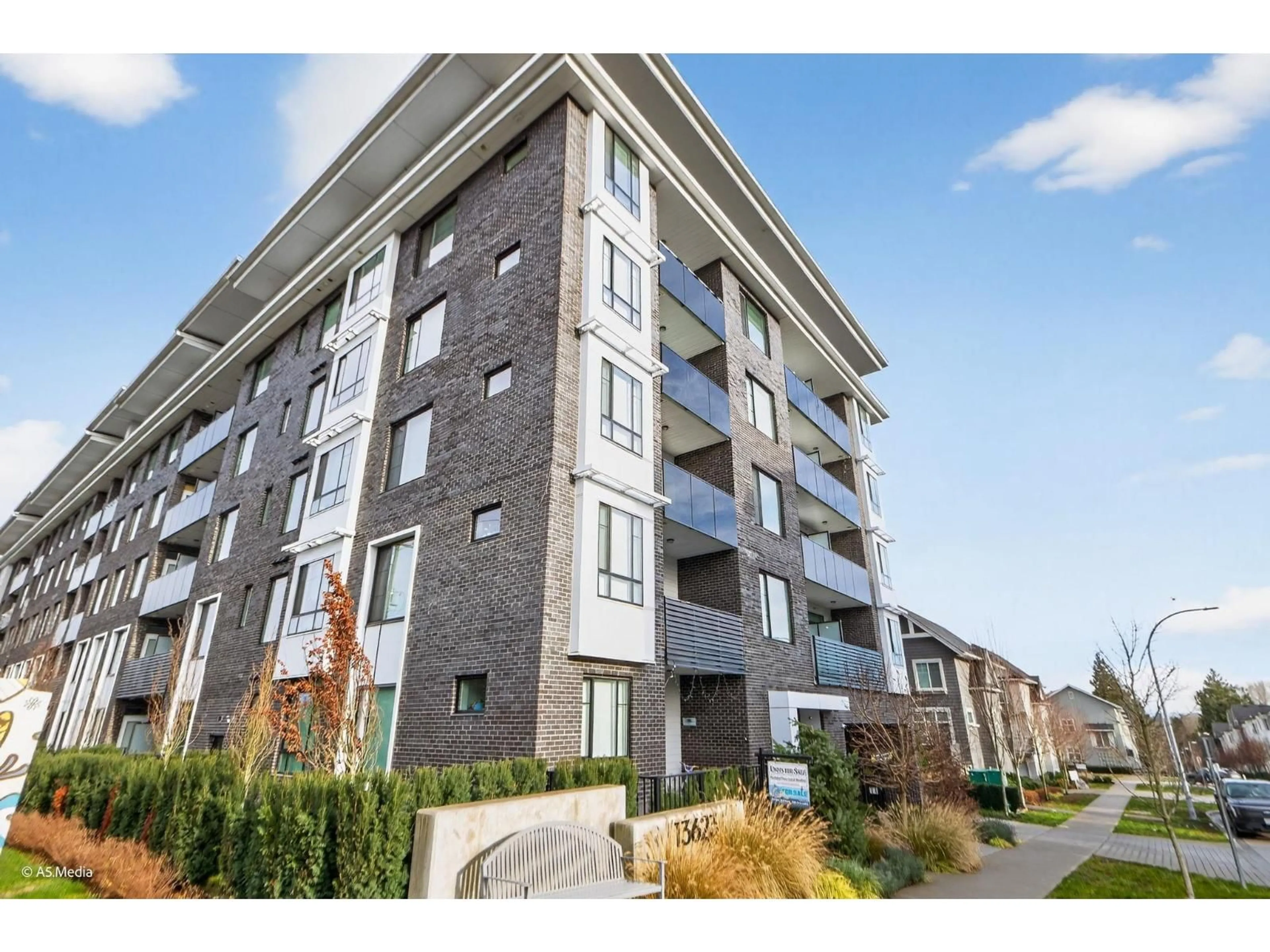 Unknown for 416 - 13623 81A AVENUE, Surrey British Columbia V3W3N7