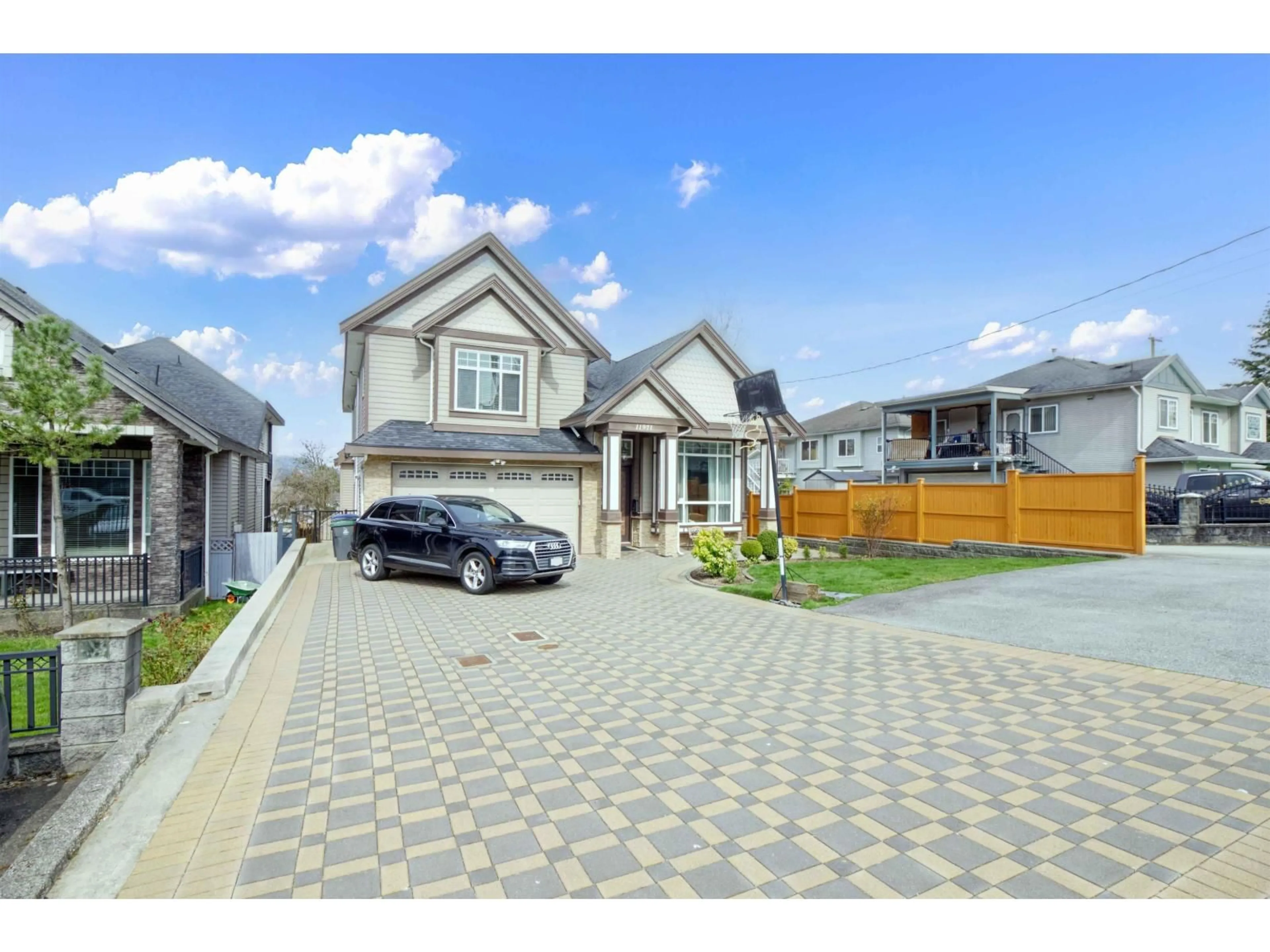 Unknown for 11971 97 AVENUE, Surrey British Columbia V3V2C4