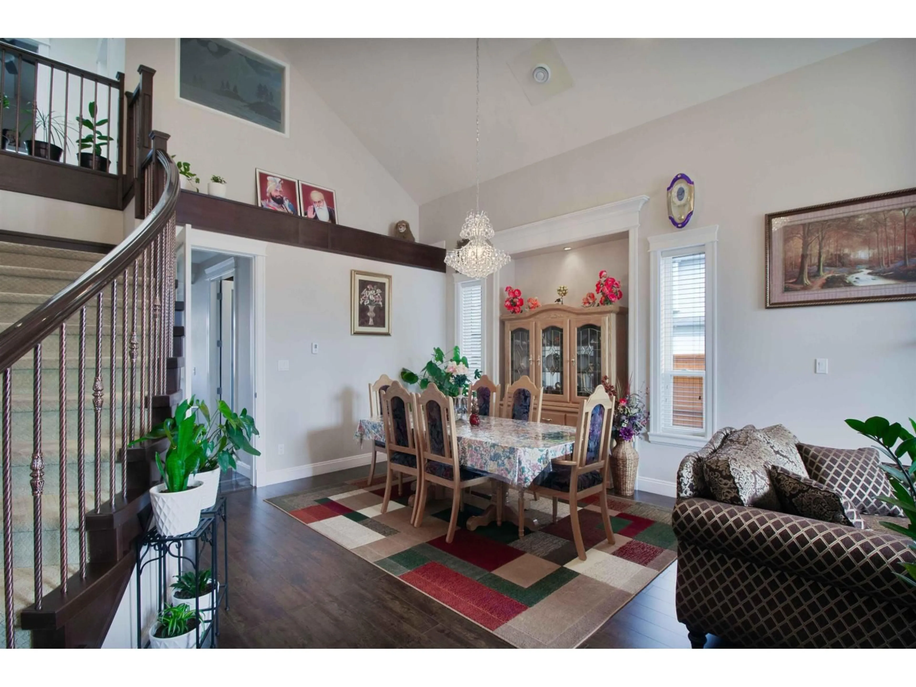 Dining room, wood/laminate floor for 11971 97 AVENUE, Surrey British Columbia V3V2C4