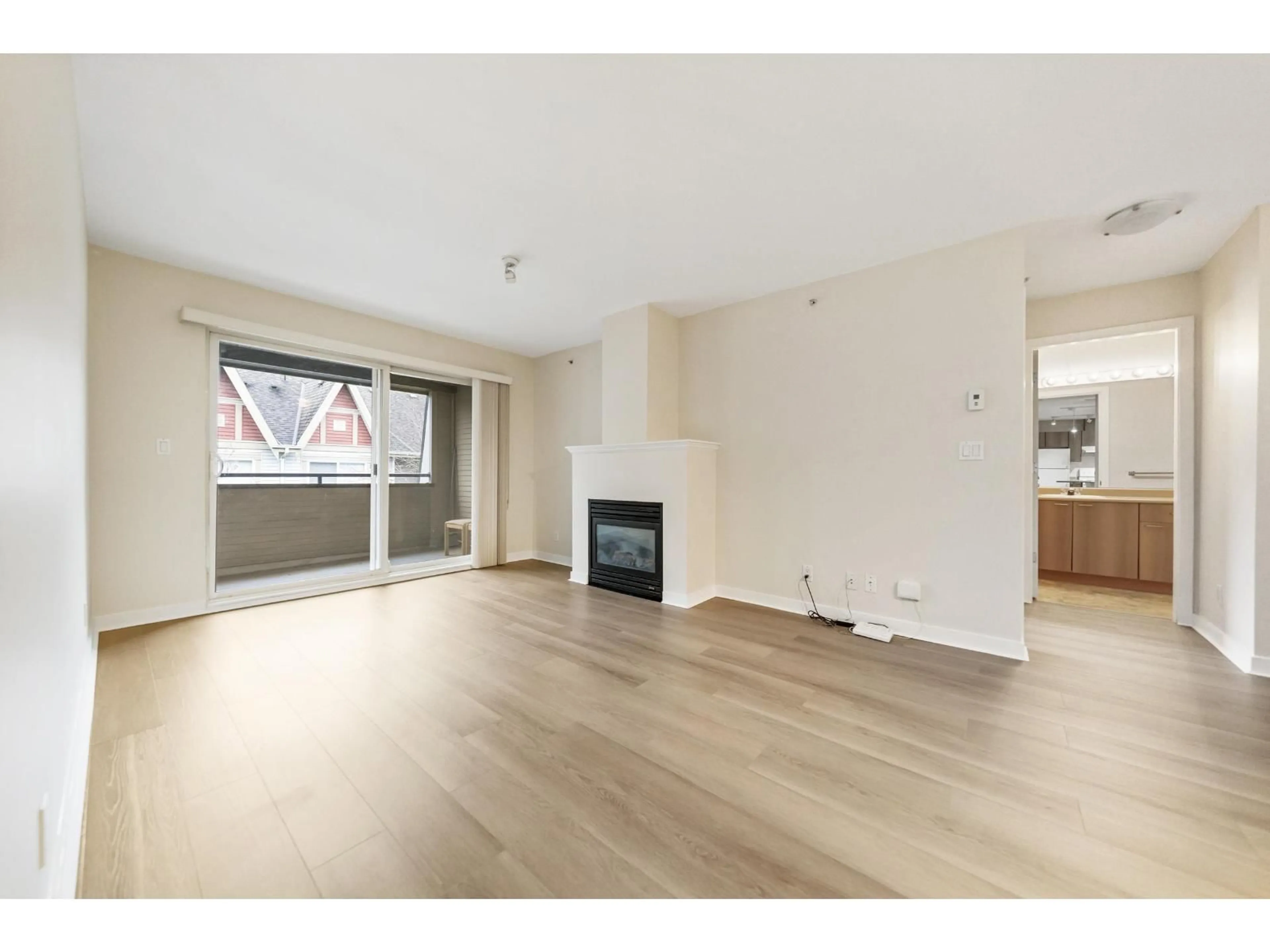 A pic of a room for 421 - 12083 92A AVENUE, Surrey British Columbia V3V8C8