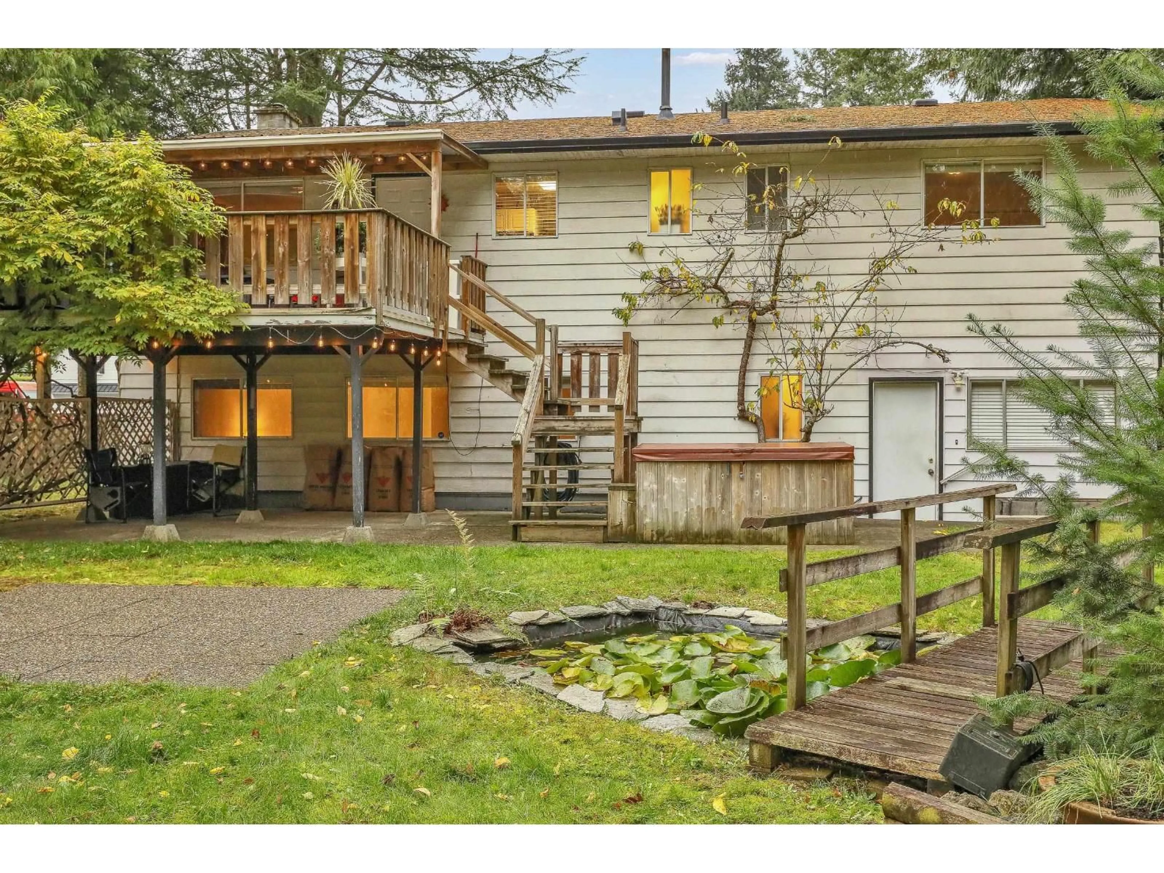 Unknown for 4571 198 STREET, Langley British Columbia V3A1E7