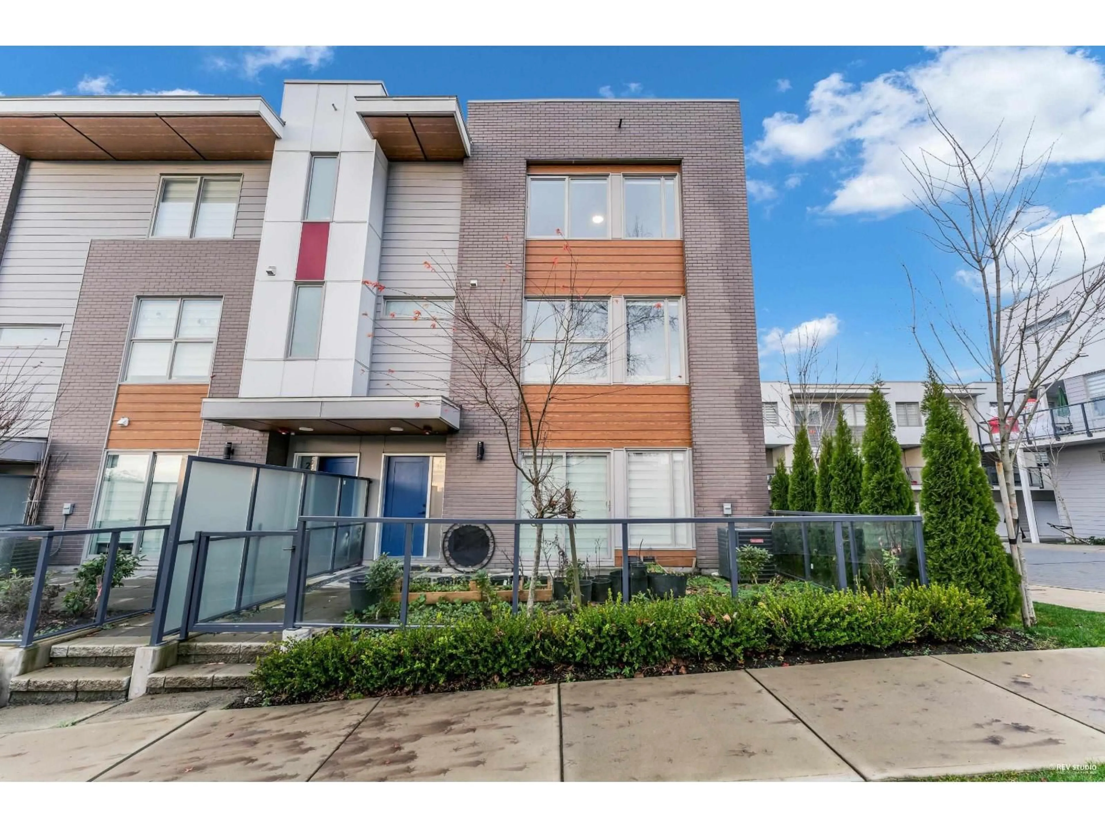 Unknown for 1 - 12585 104A AVENUE, Surrey British Columbia V3V0G7