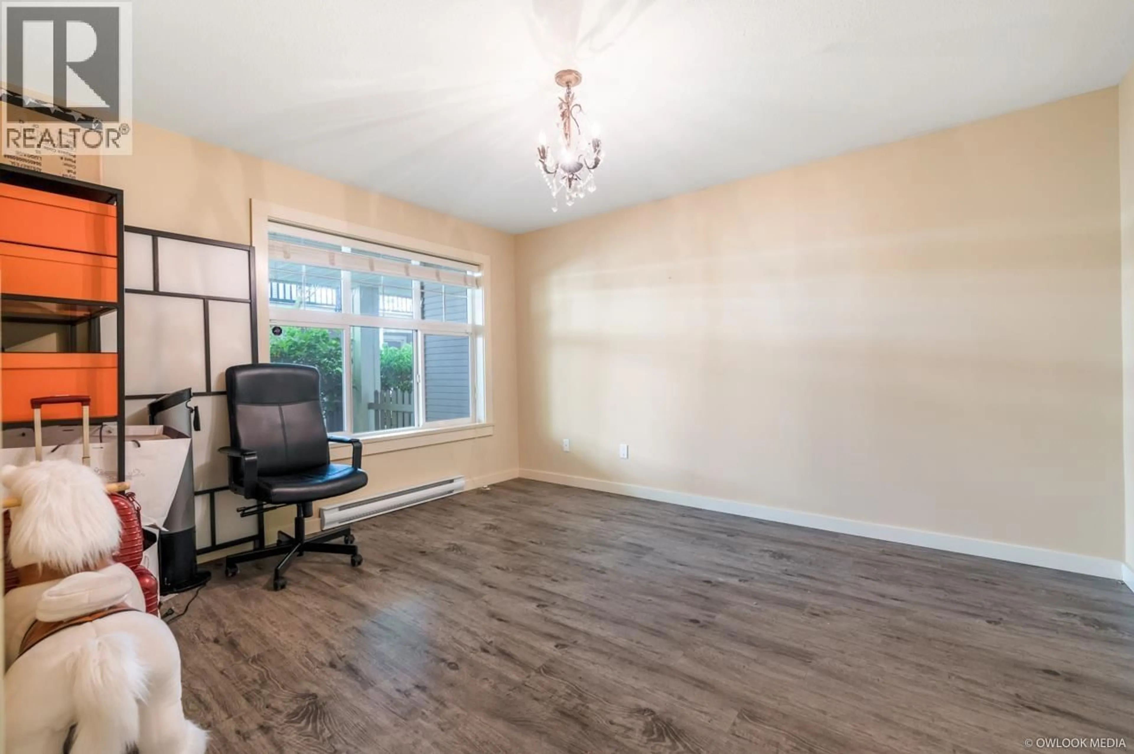 A pic of a room for 41 - 7171 STEVESTON HIGHWAY, Richmond British Columbia V7A5K4